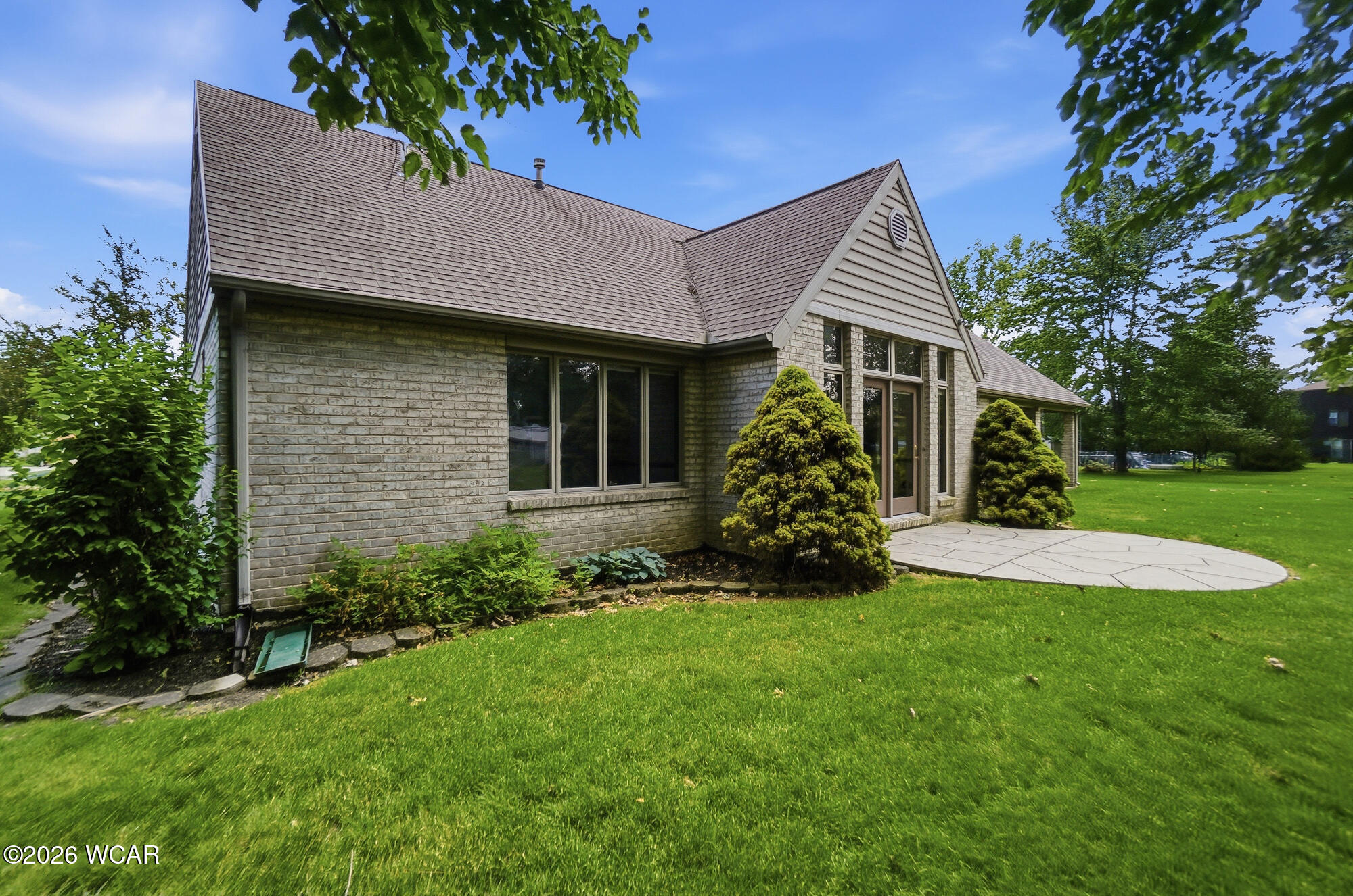 2836 Pin Oak Court, Lima, Ohio