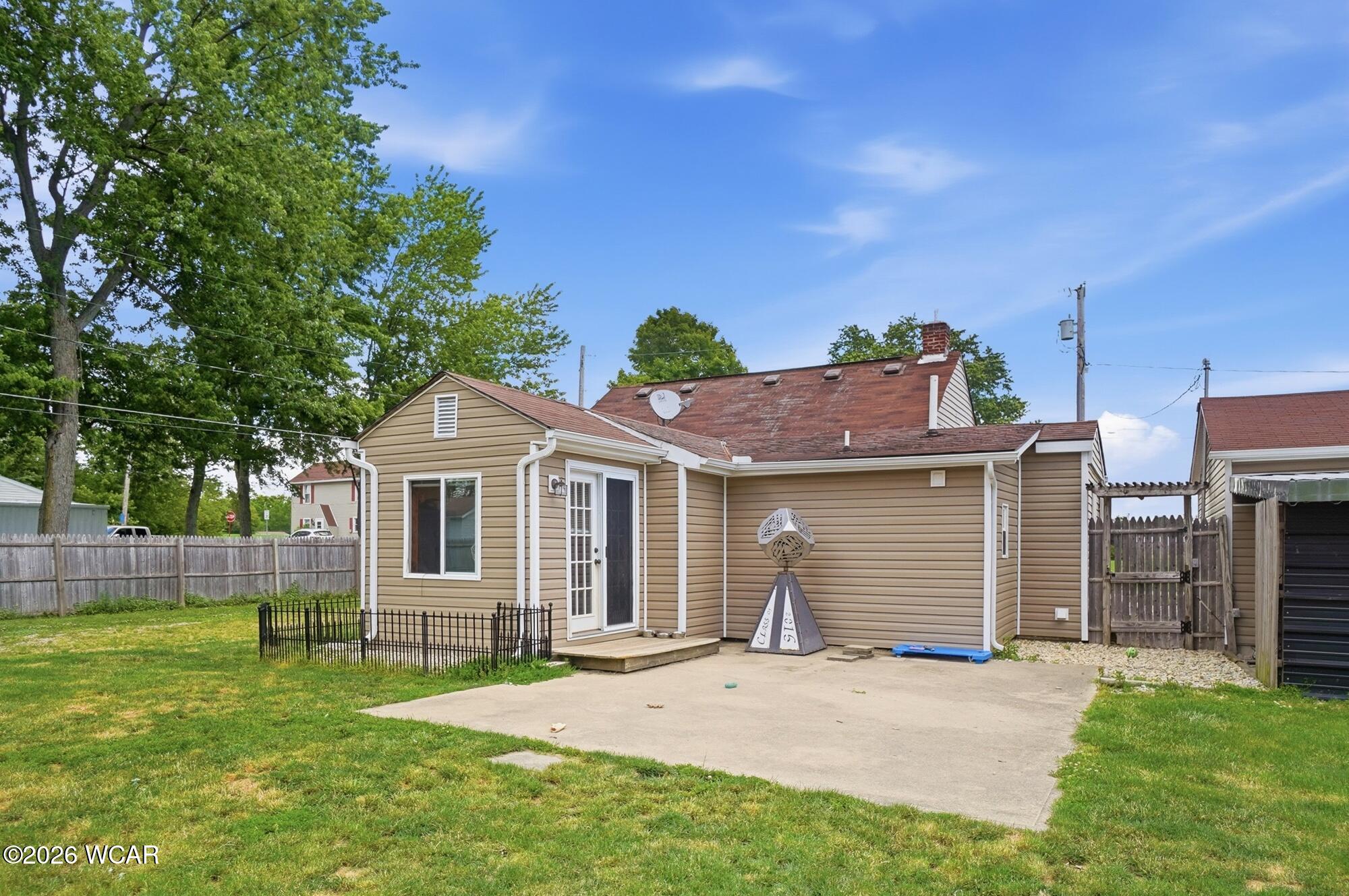 102 Wayne Street, Waynesfield, Ohio