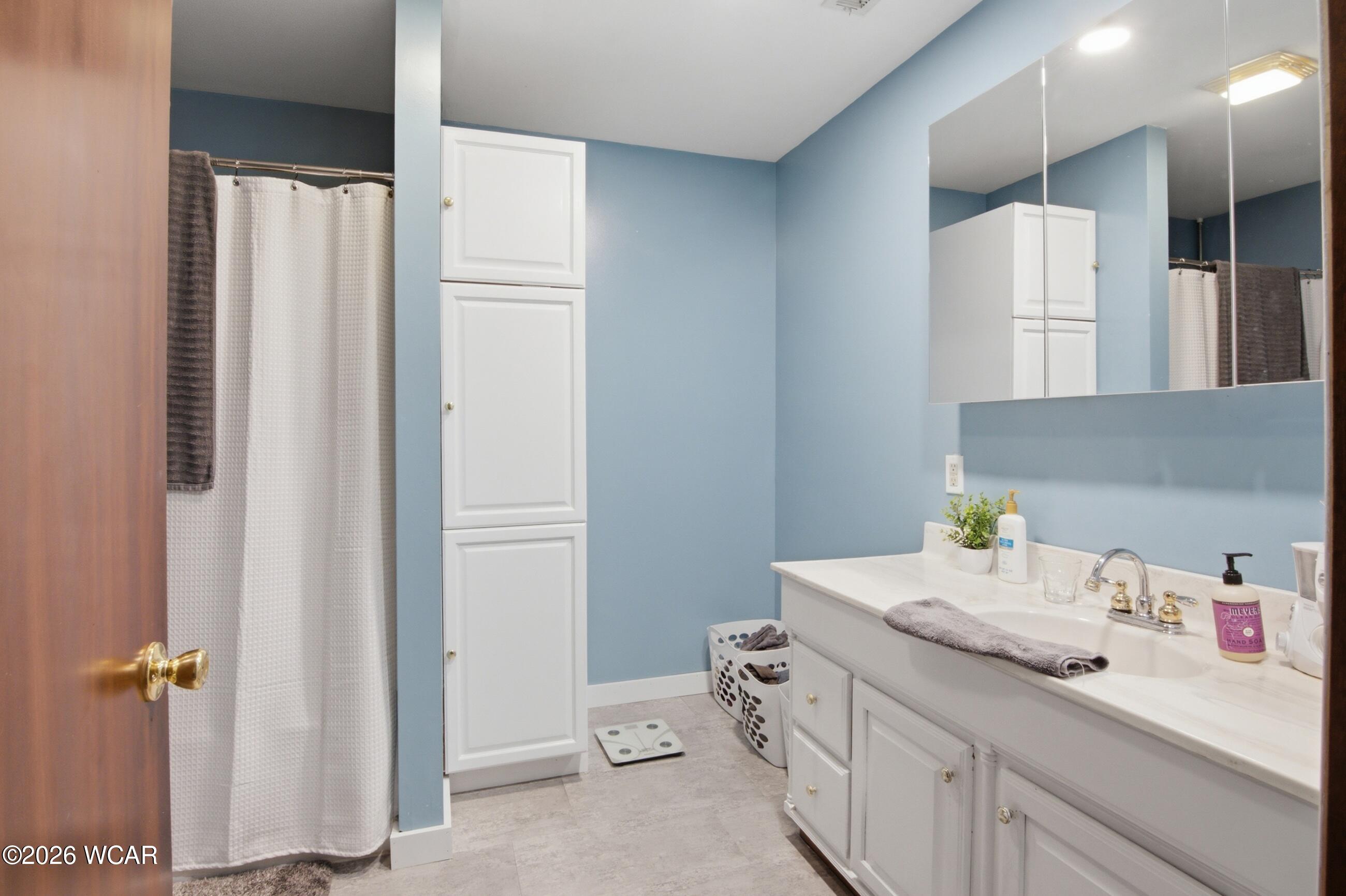 1122 Woodland Avenue, Van Wert, Ohio