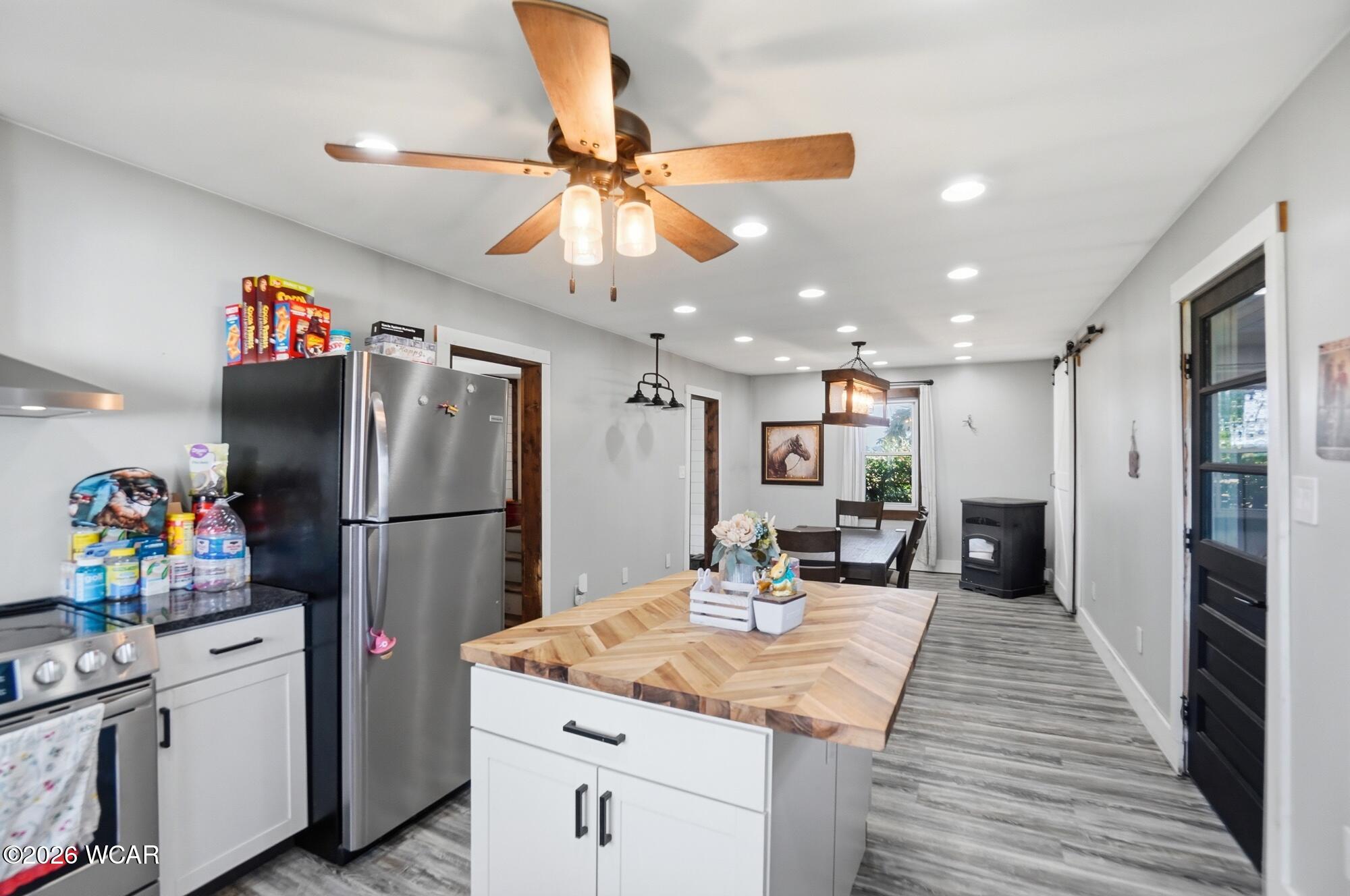 16609 Akers Road, Waynesfield, Ohio