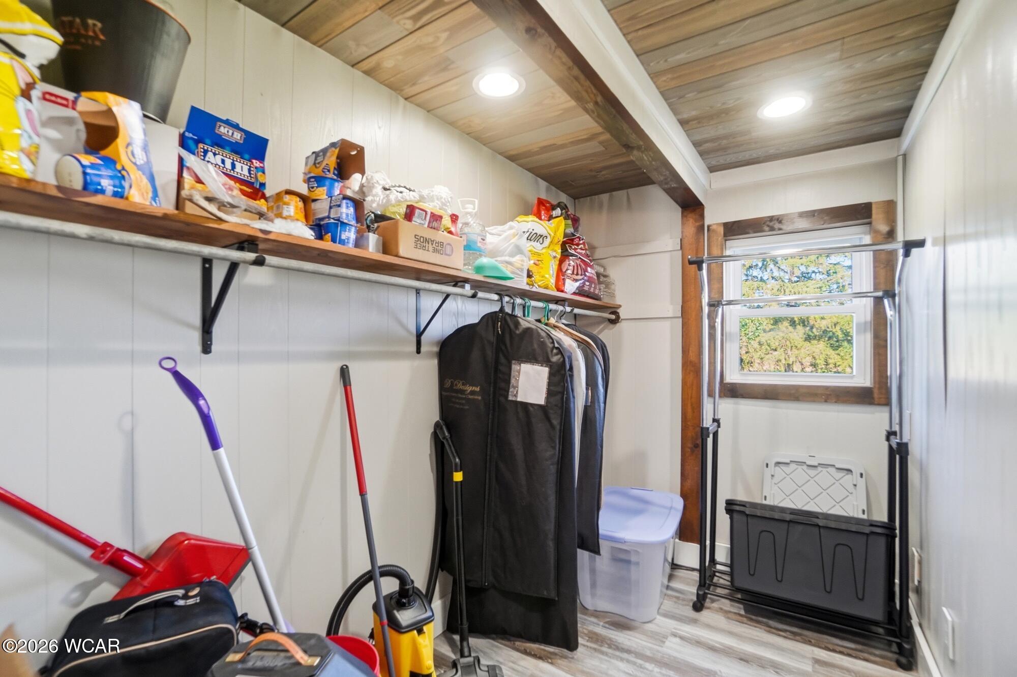 16609 Akers Road, Waynesfield, Ohio