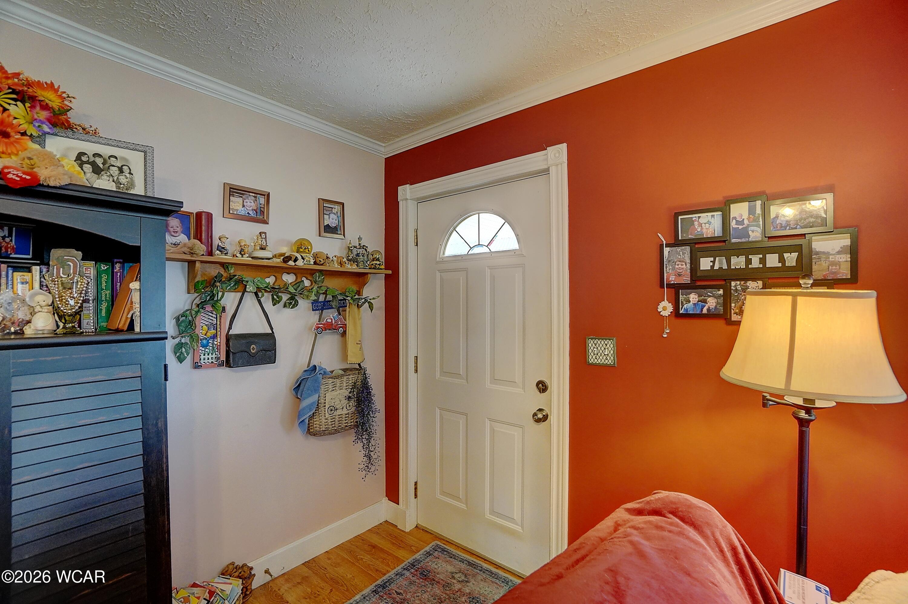 11496 Hiawatha Path, Lakeview, Ohio