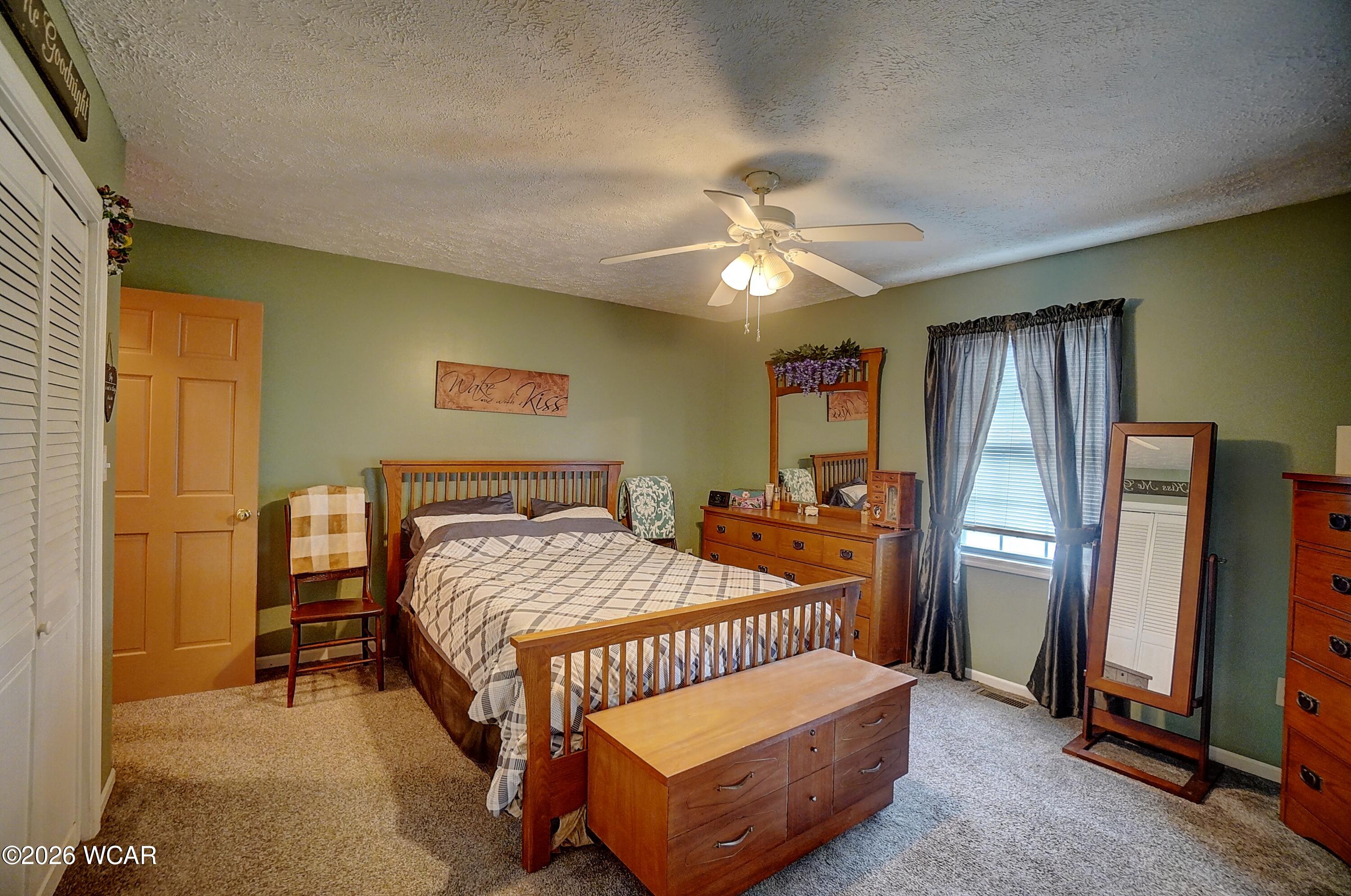 11496 Hiawatha Path, Lakeview, Ohio
