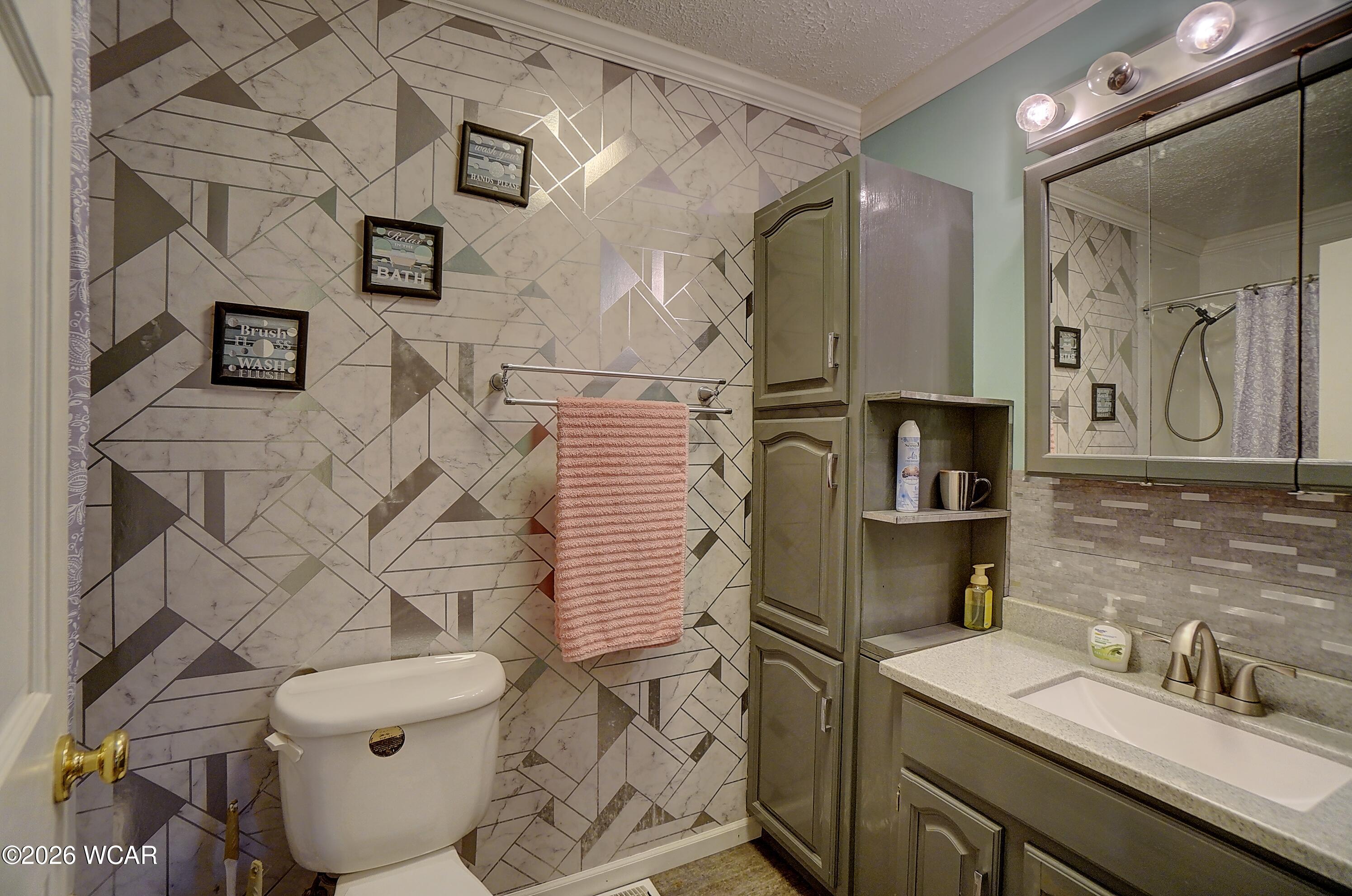 11496 Hiawatha Path, Lakeview, Ohio