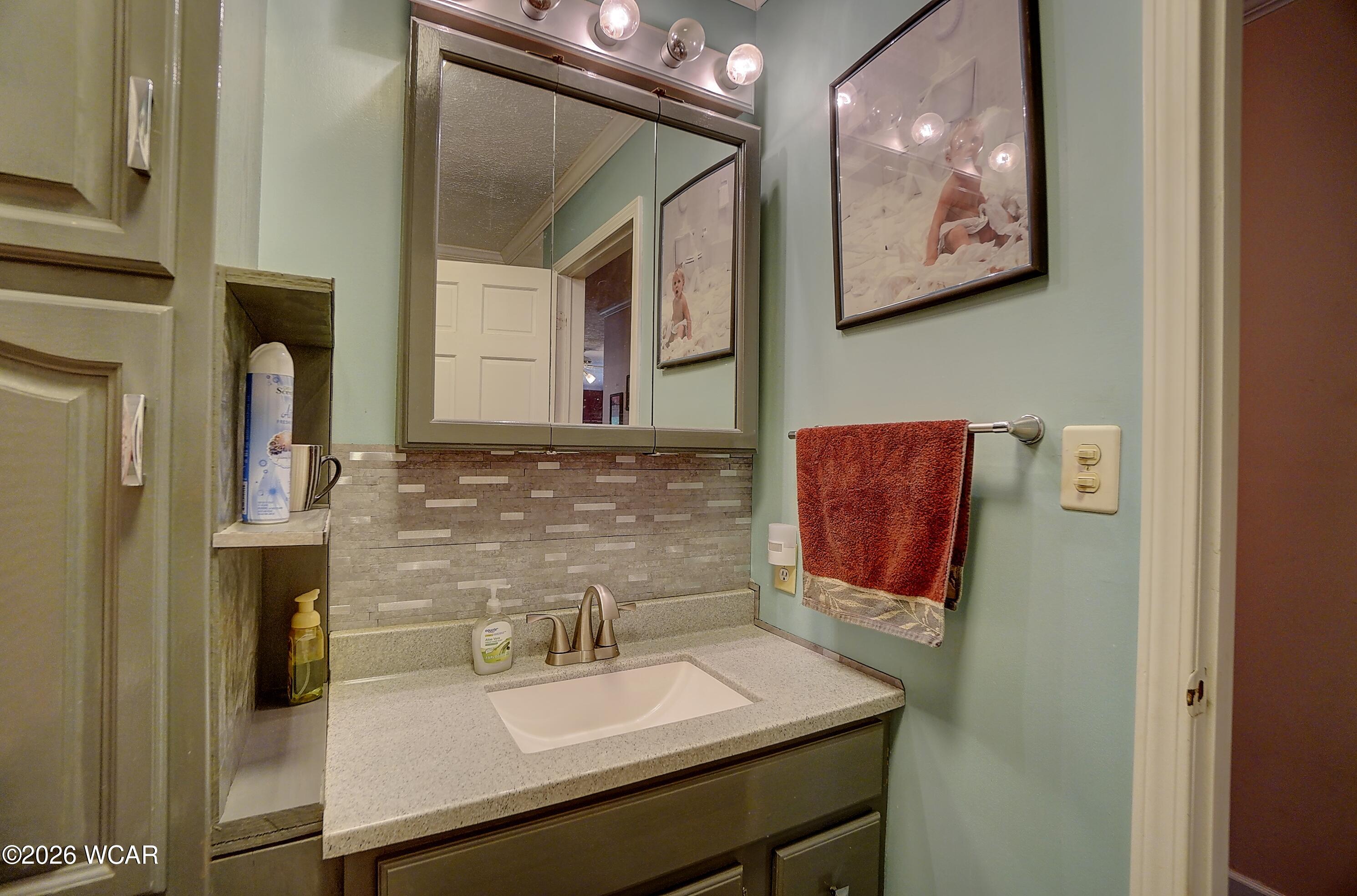 11496 Hiawatha Path, Lakeview, Ohio