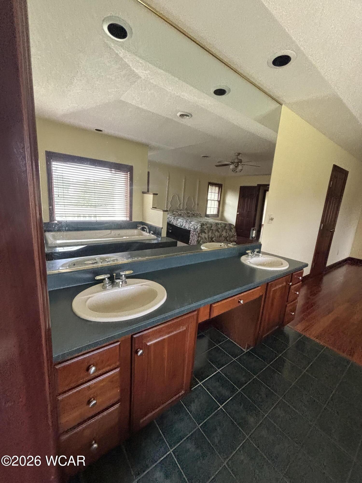3938 Fort Amanda Road, Lima, Ohio