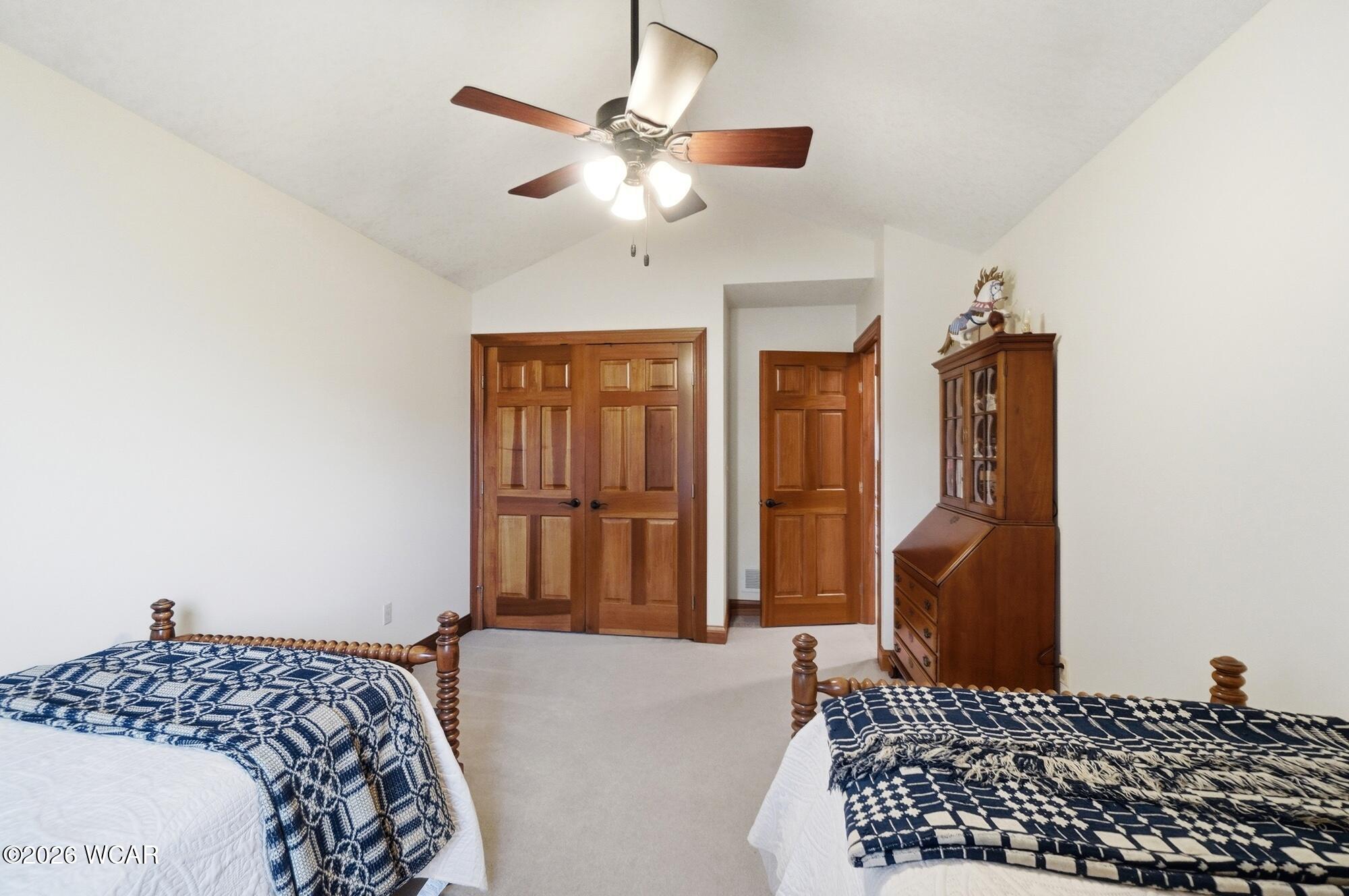 656 Gardenview Circle, Lima, Ohio