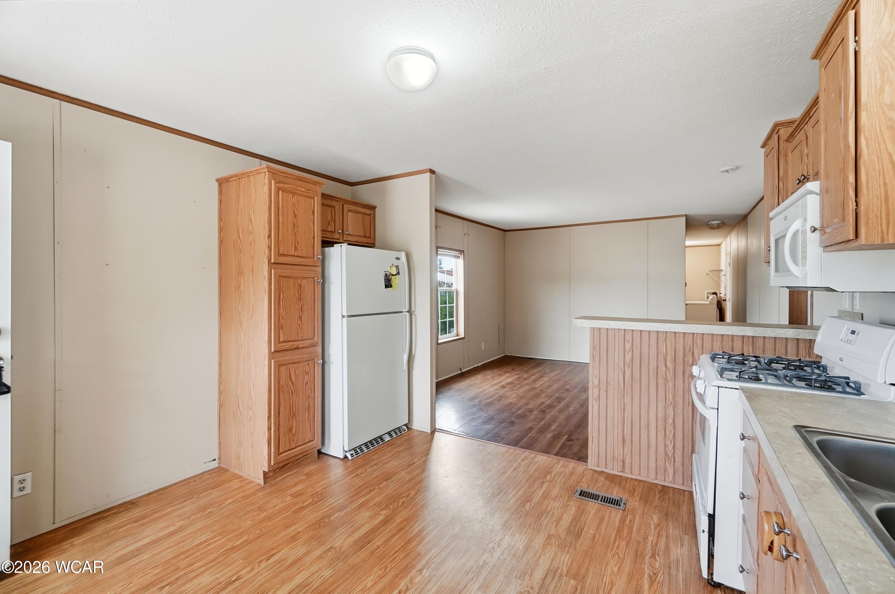 218 Pinewood Circle, Lima, Ohio