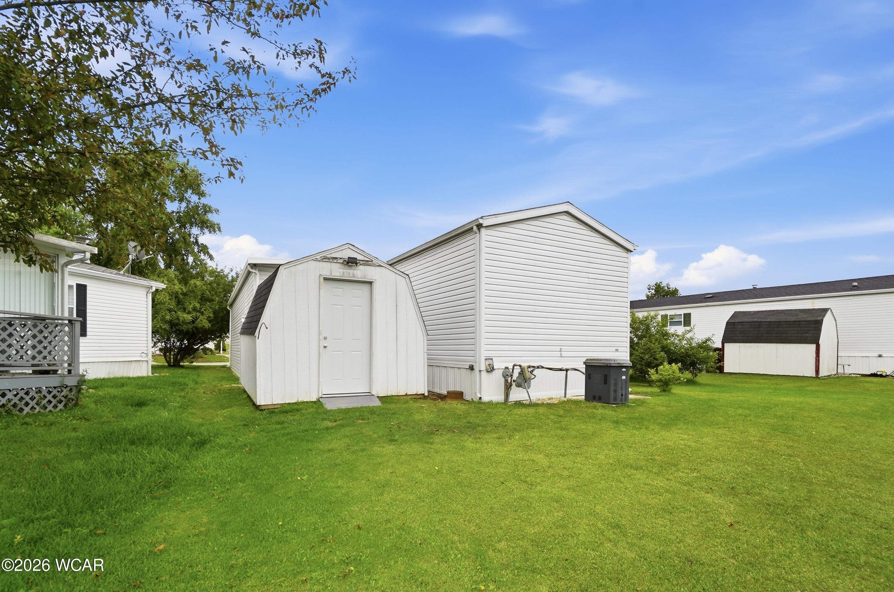 218 Pinewood Circle, Lima, Ohio