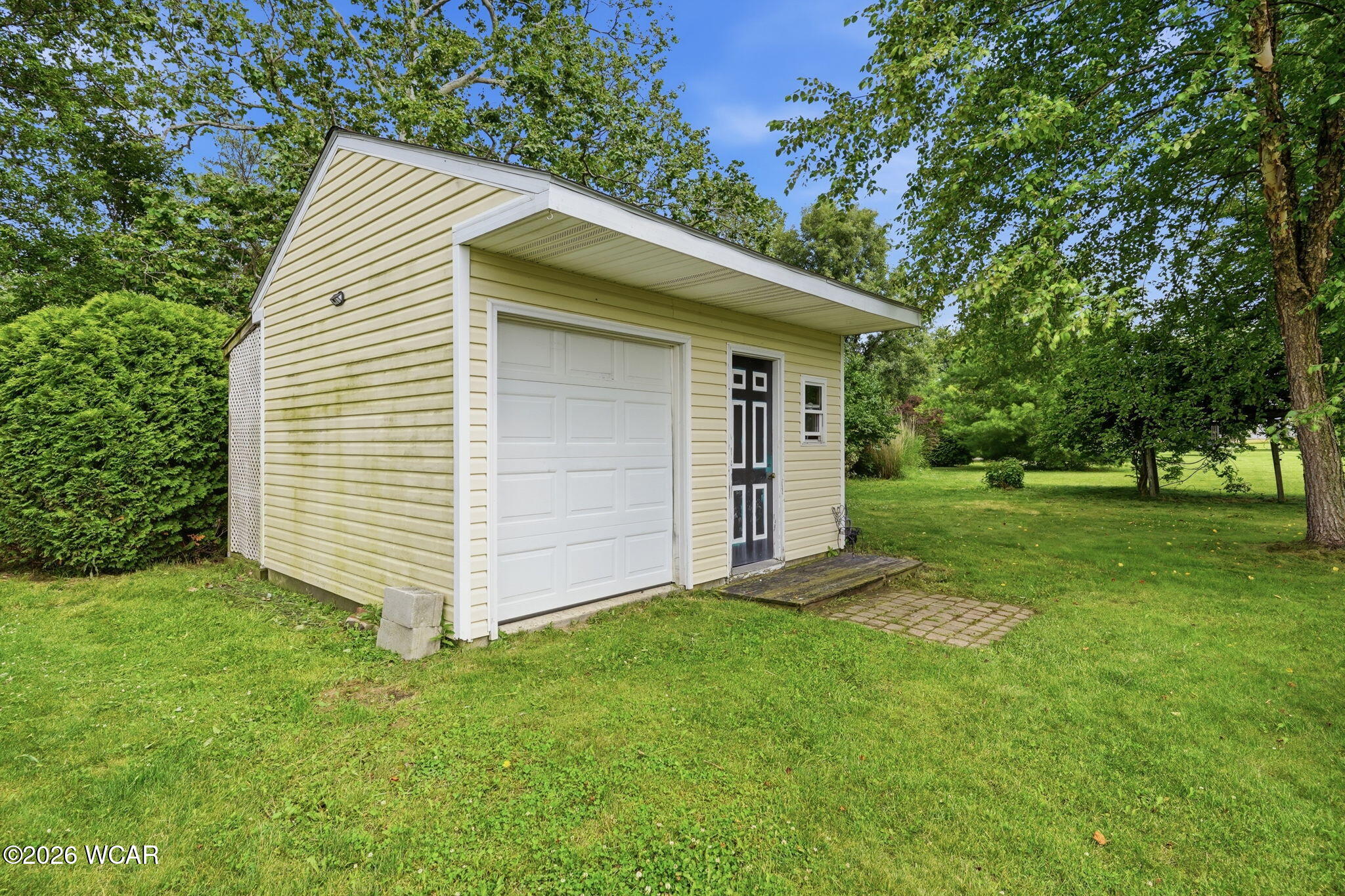 506 Morning Glory Drive, Waynesfield, Ohio