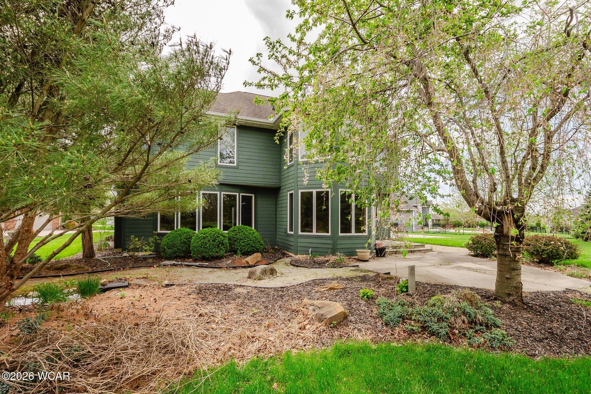 348 Sycamore Court, Bluffton, Ohio