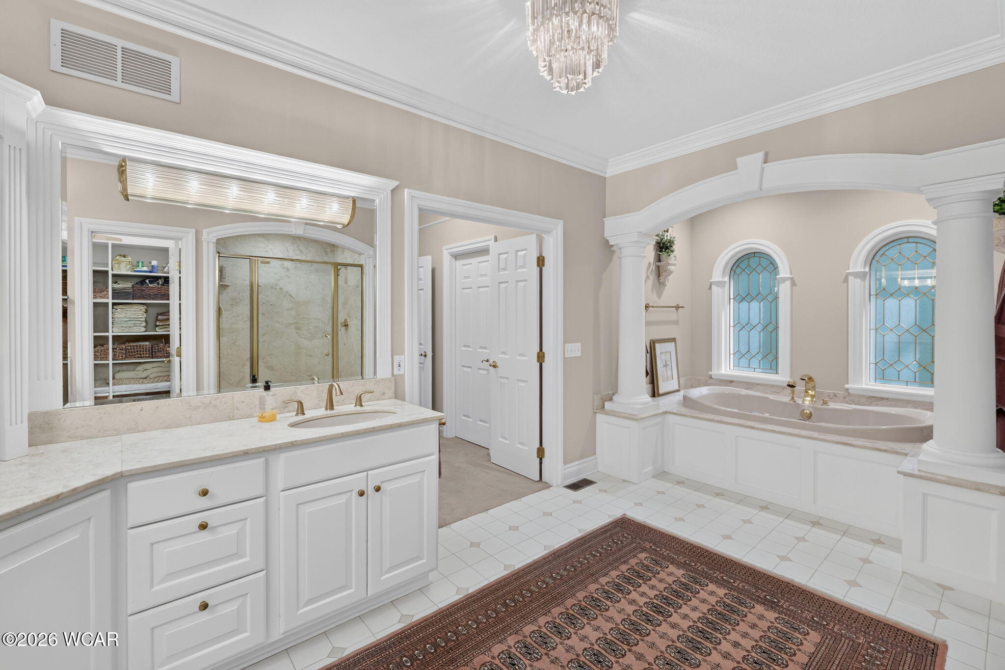 4 Hunters Gate Drive, Findlay, Ohio