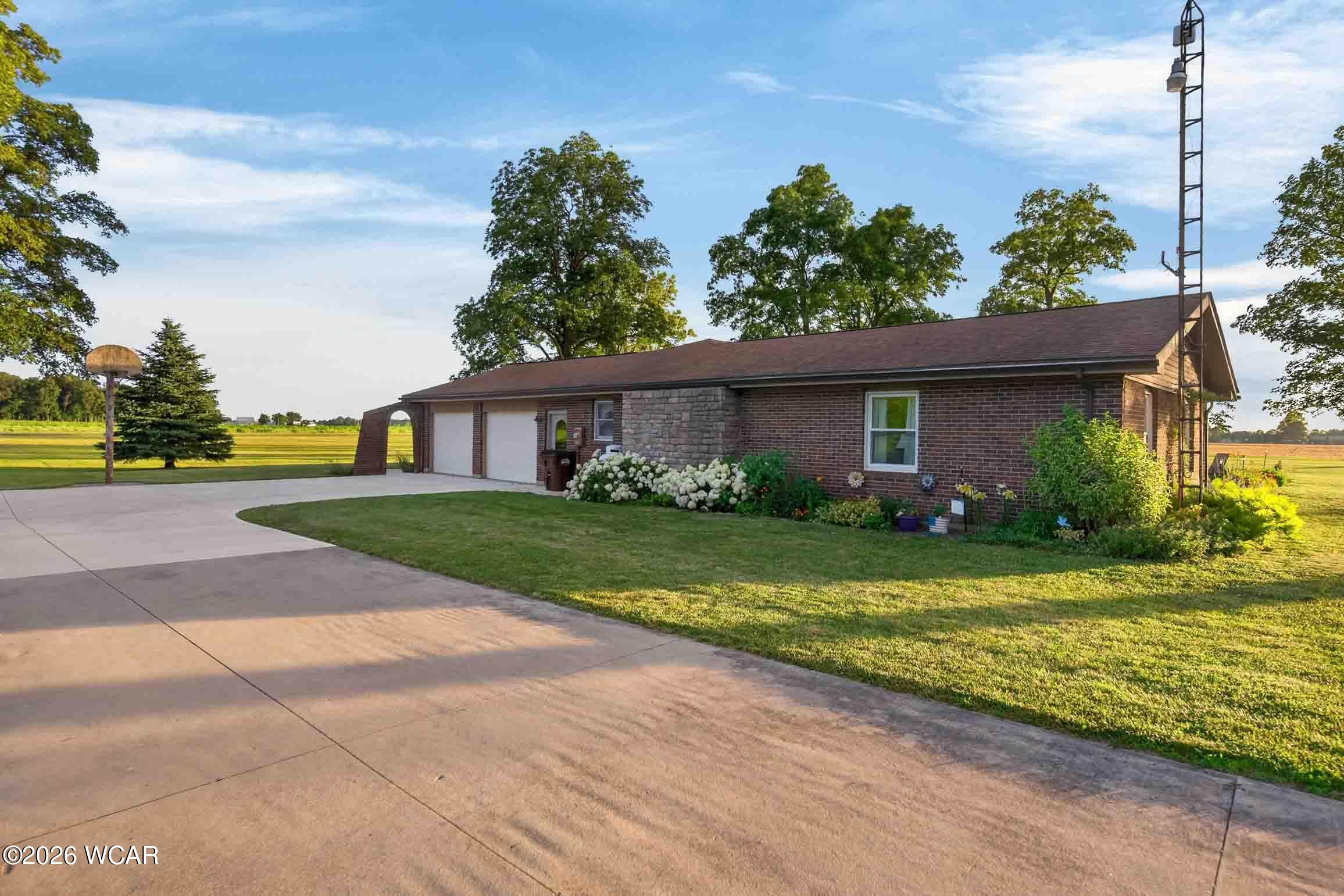 18477 Linker Shellenberger Road, Jackson Center, Ohio