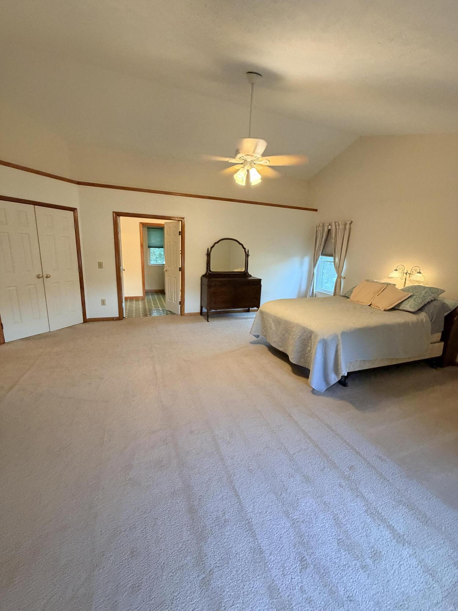 554 Woodbury, Troy, Ohio 45373