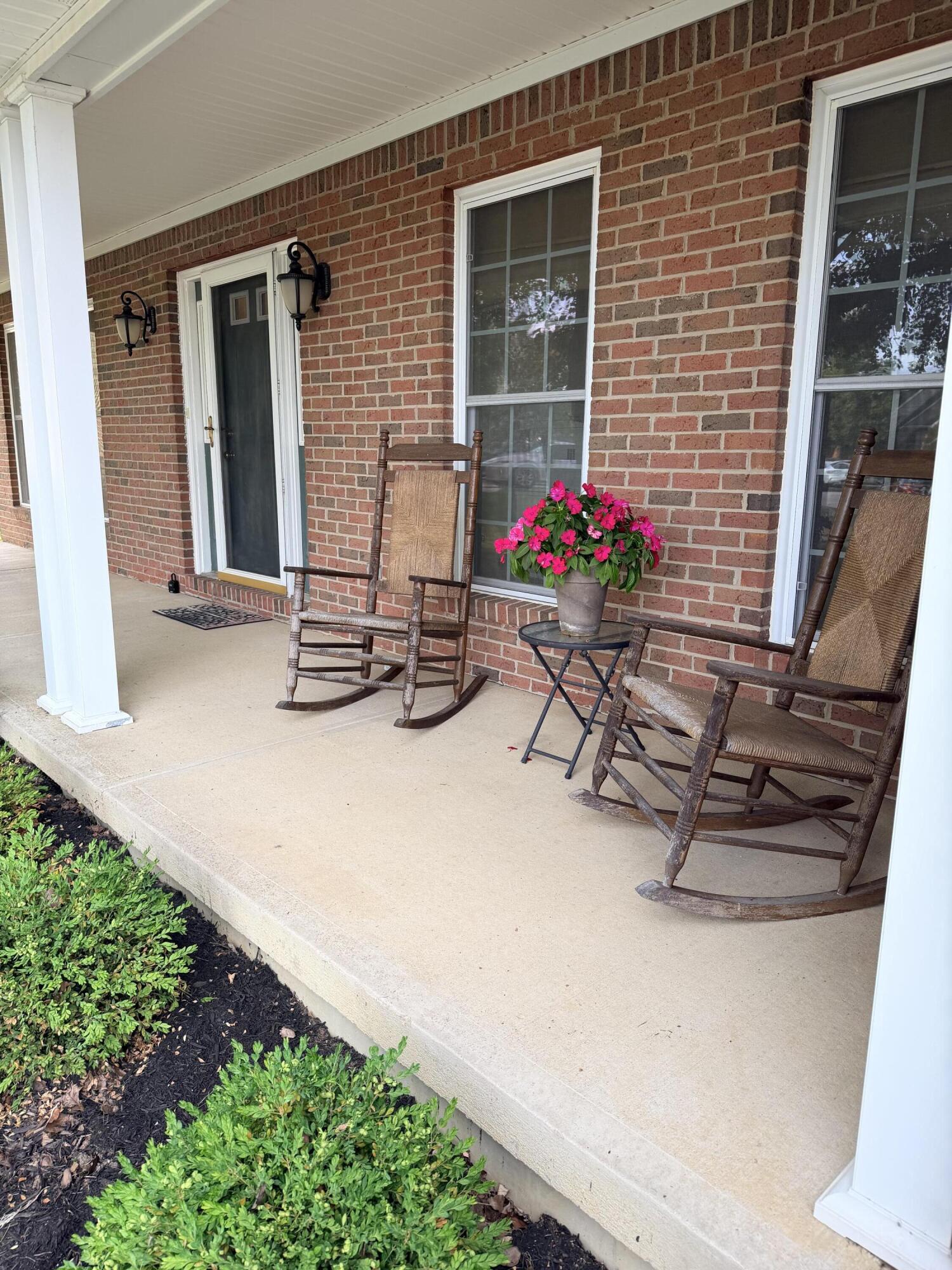 554 Woodbury, Troy, Ohio 45373