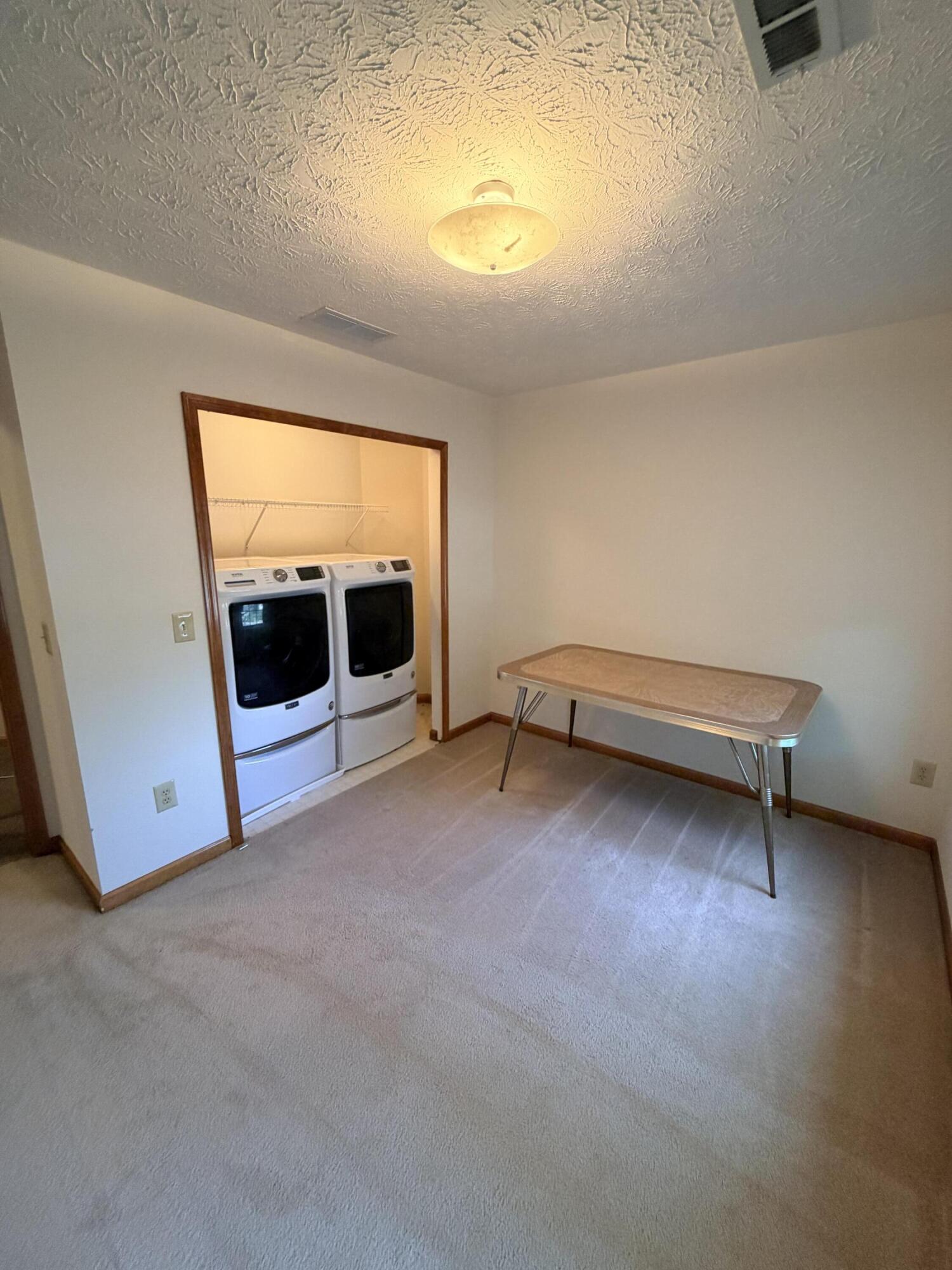 554 Woodbury, Troy, Ohio 45373