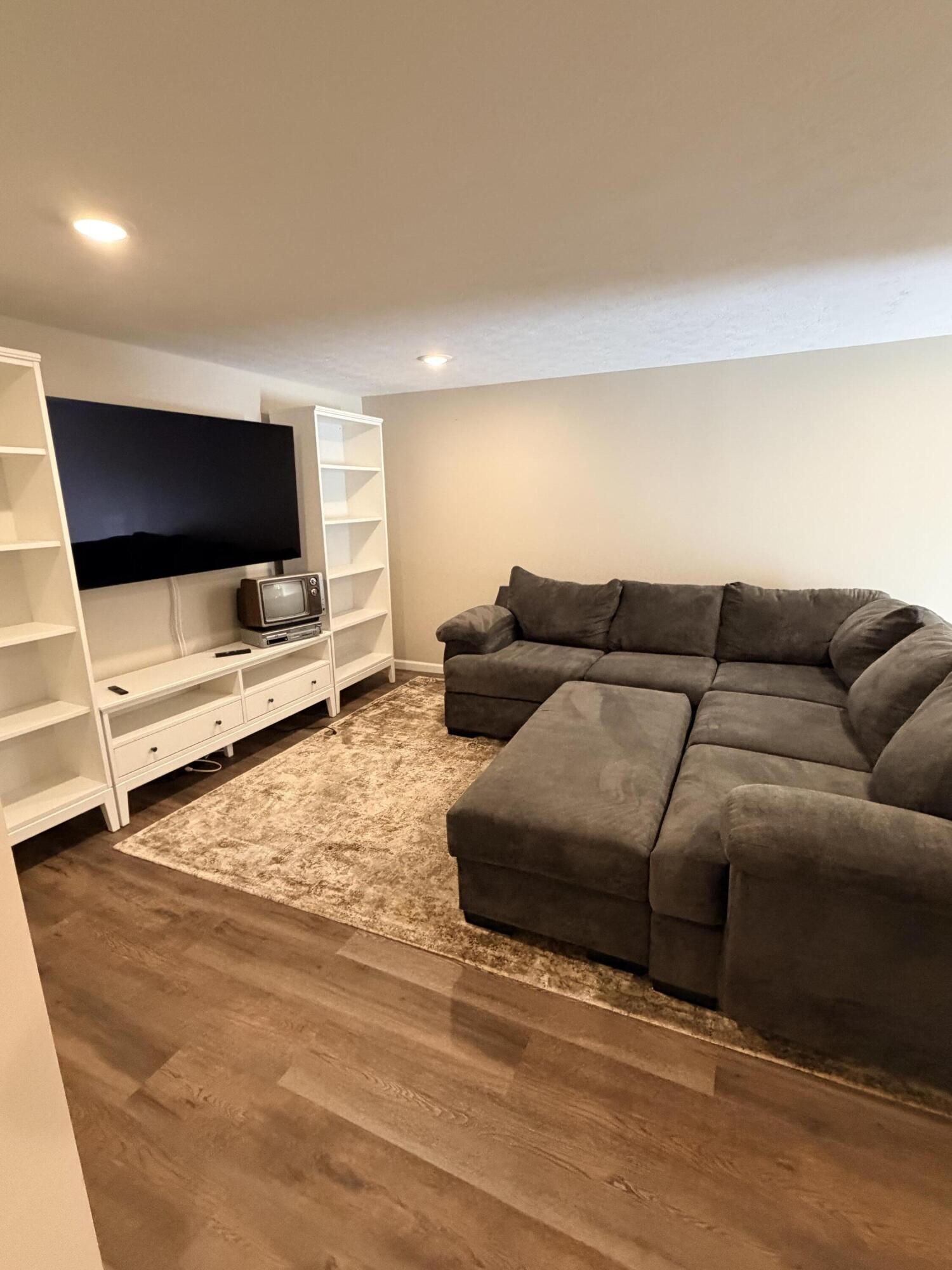 554 Woodbury, Troy, Ohio 45373