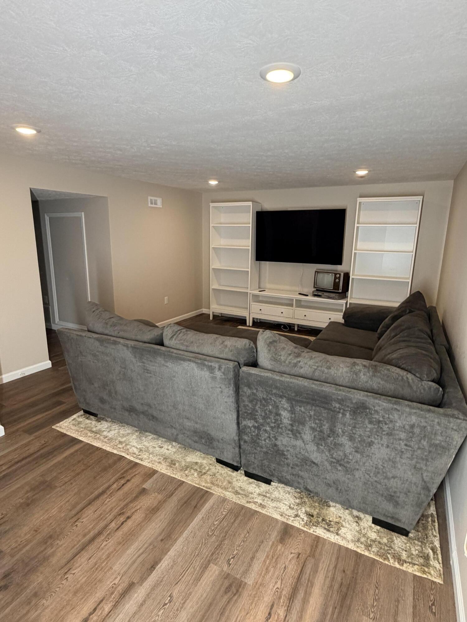 554 Woodbury, Troy, Ohio 45373