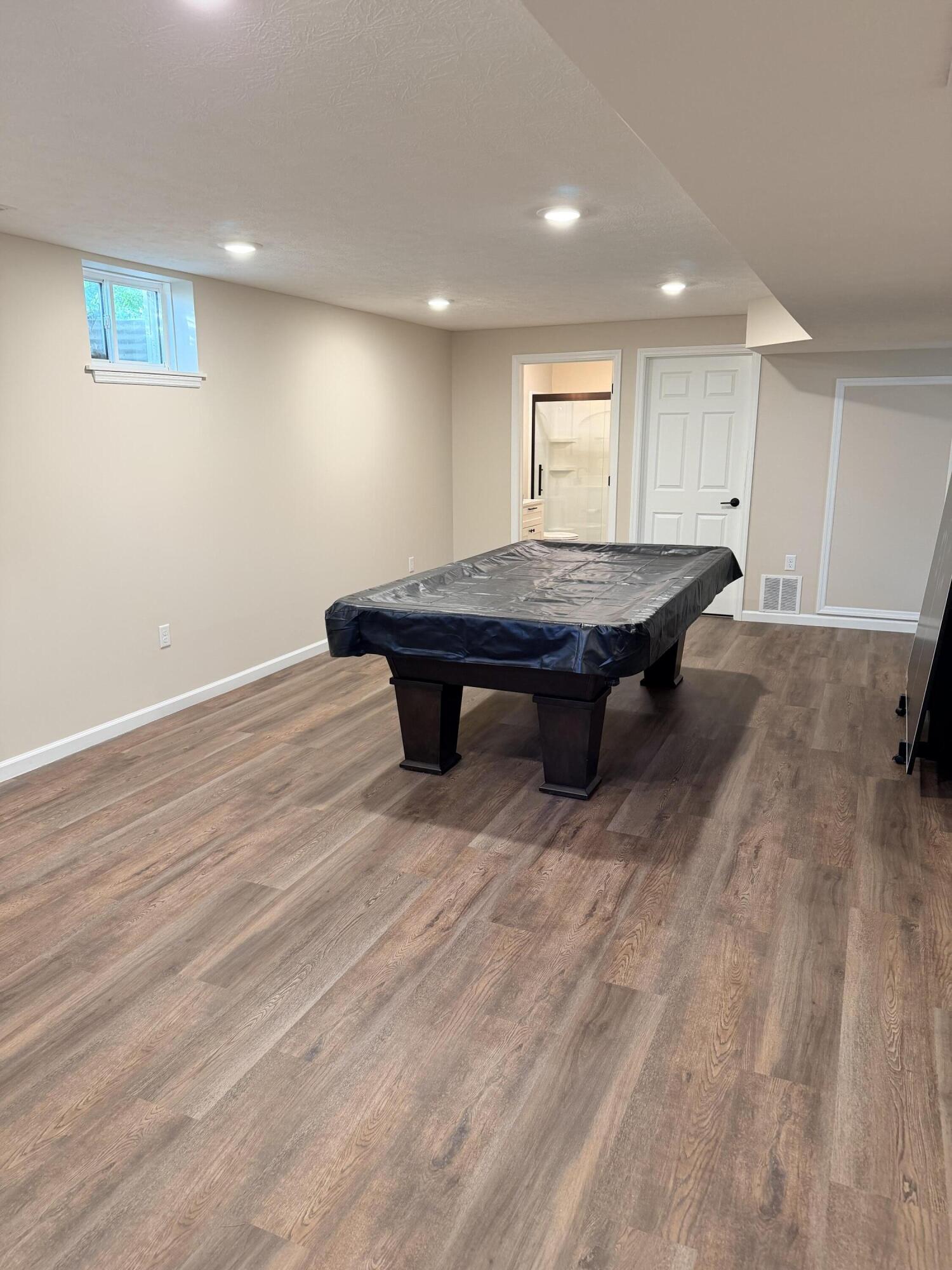 554 Woodbury, Troy, Ohio 45373