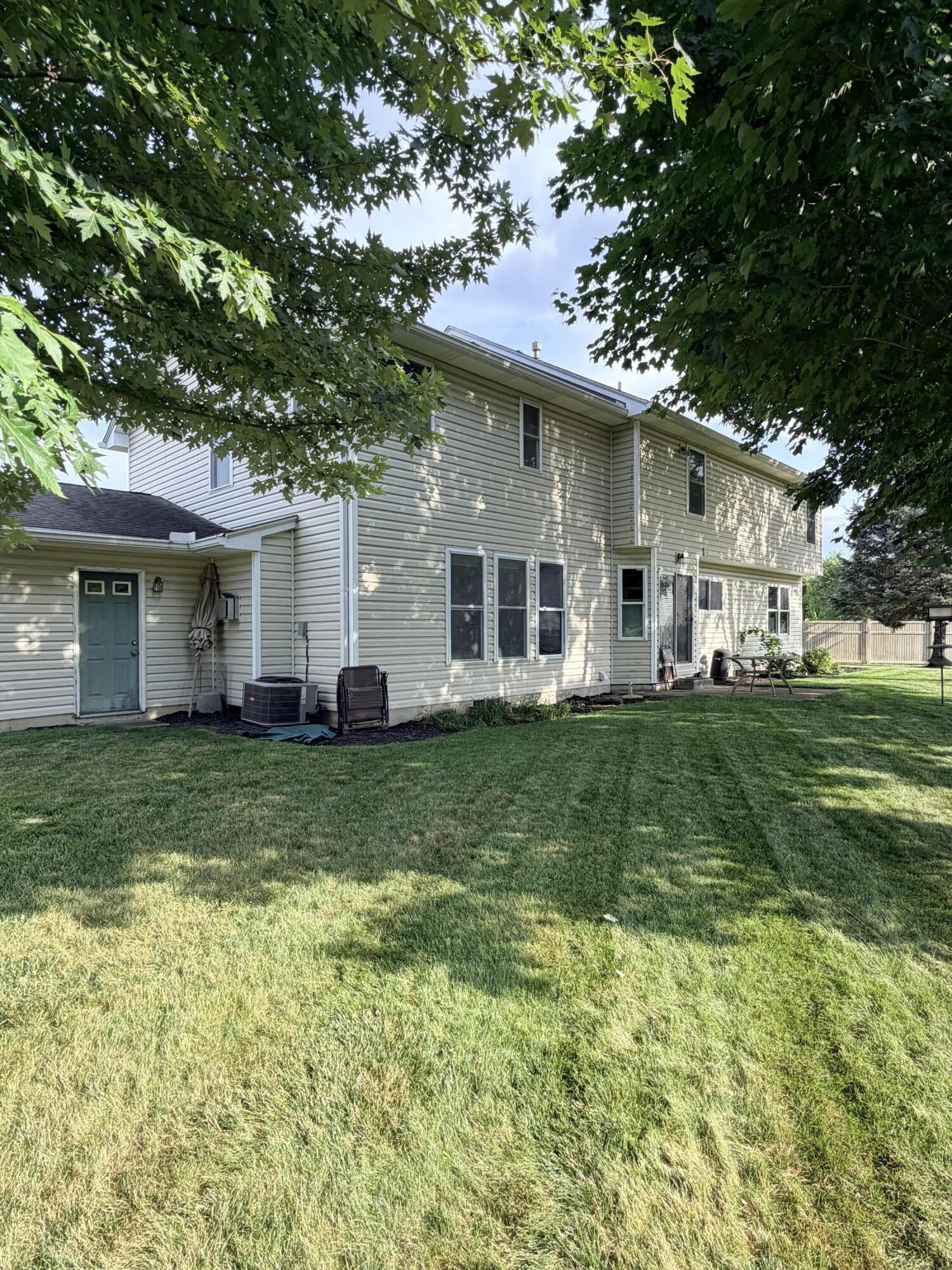 554 Woodbury, Troy, Ohio 45373