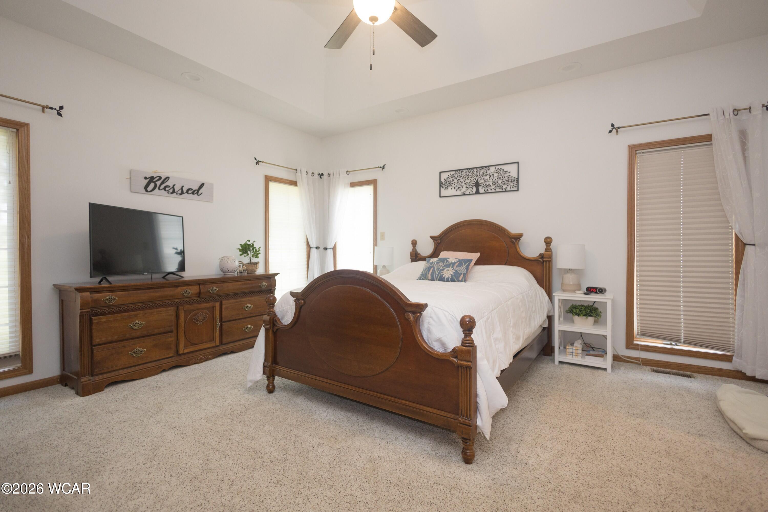 2924 AMANDA LAKES DR., Lima, Ohio