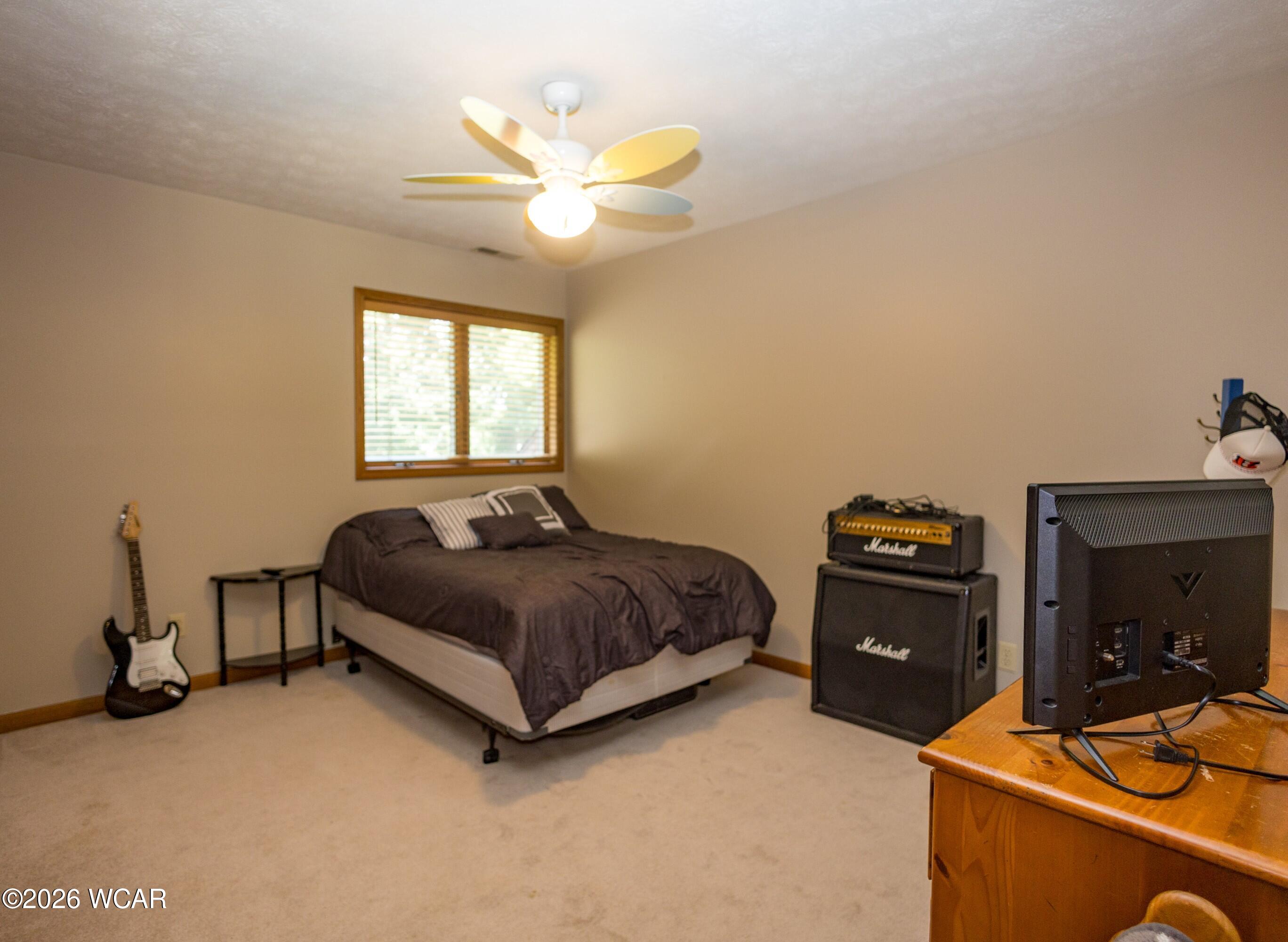 2924 AMANDA LAKES DR., Lima, Ohio