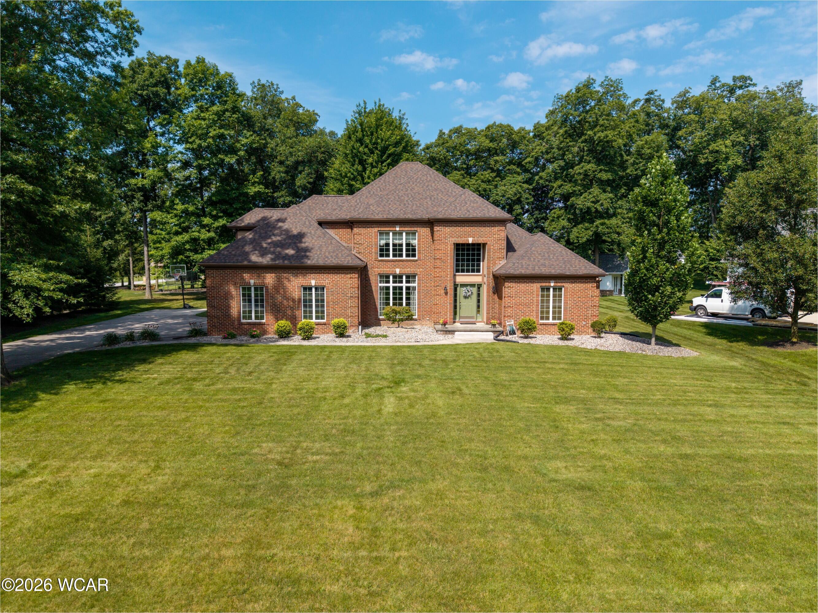 2924 AMANDA LAKES DR., Lima, Ohio