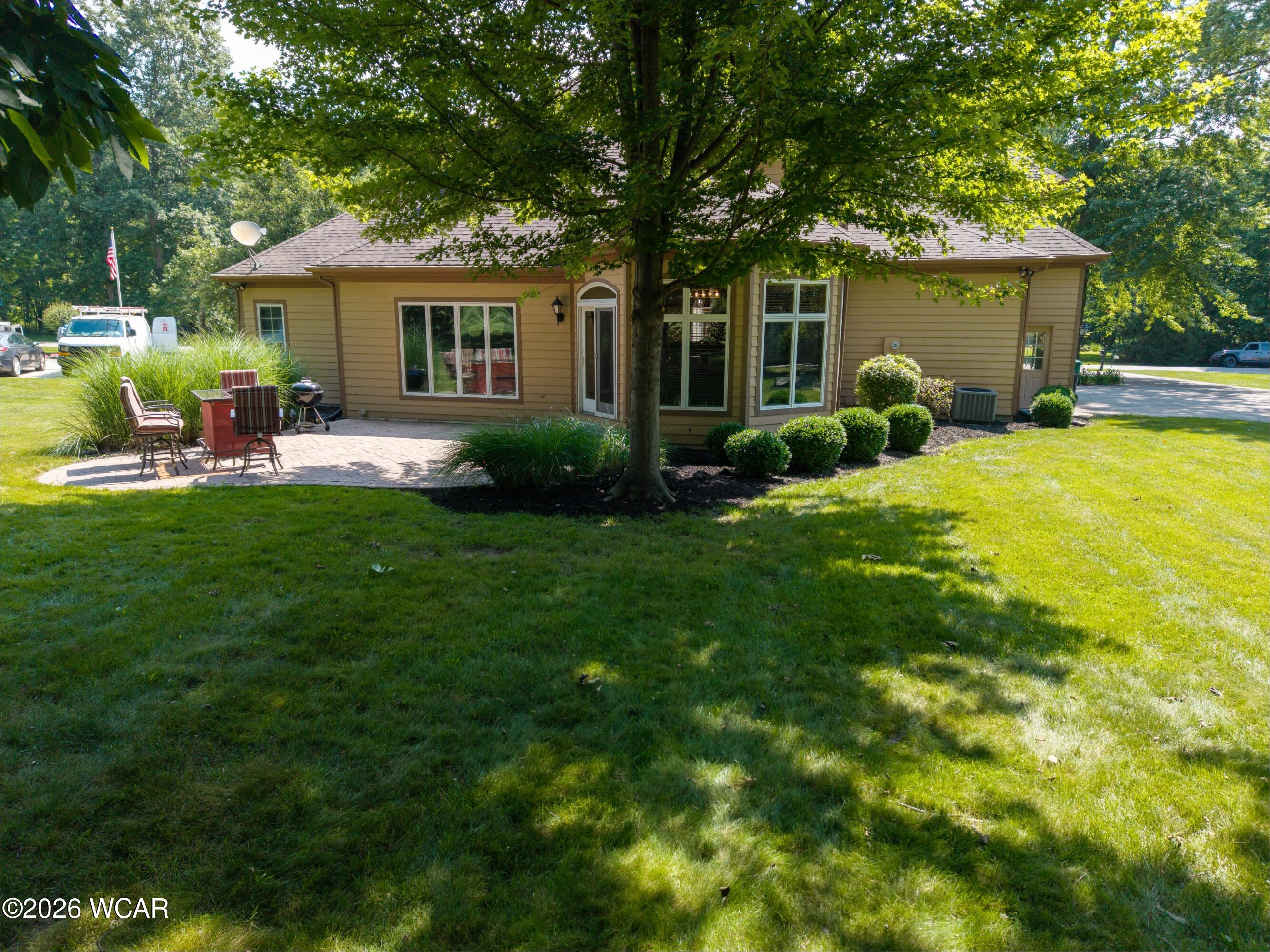 2924 AMANDA LAKES DR., Lima, Ohio
