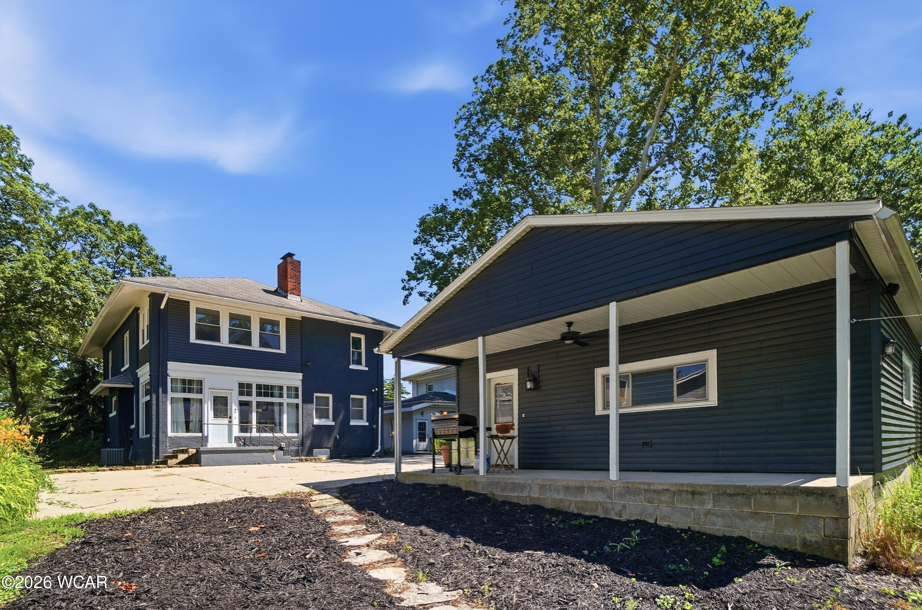 1327 Lakewood Avenue, Lima, Ohio