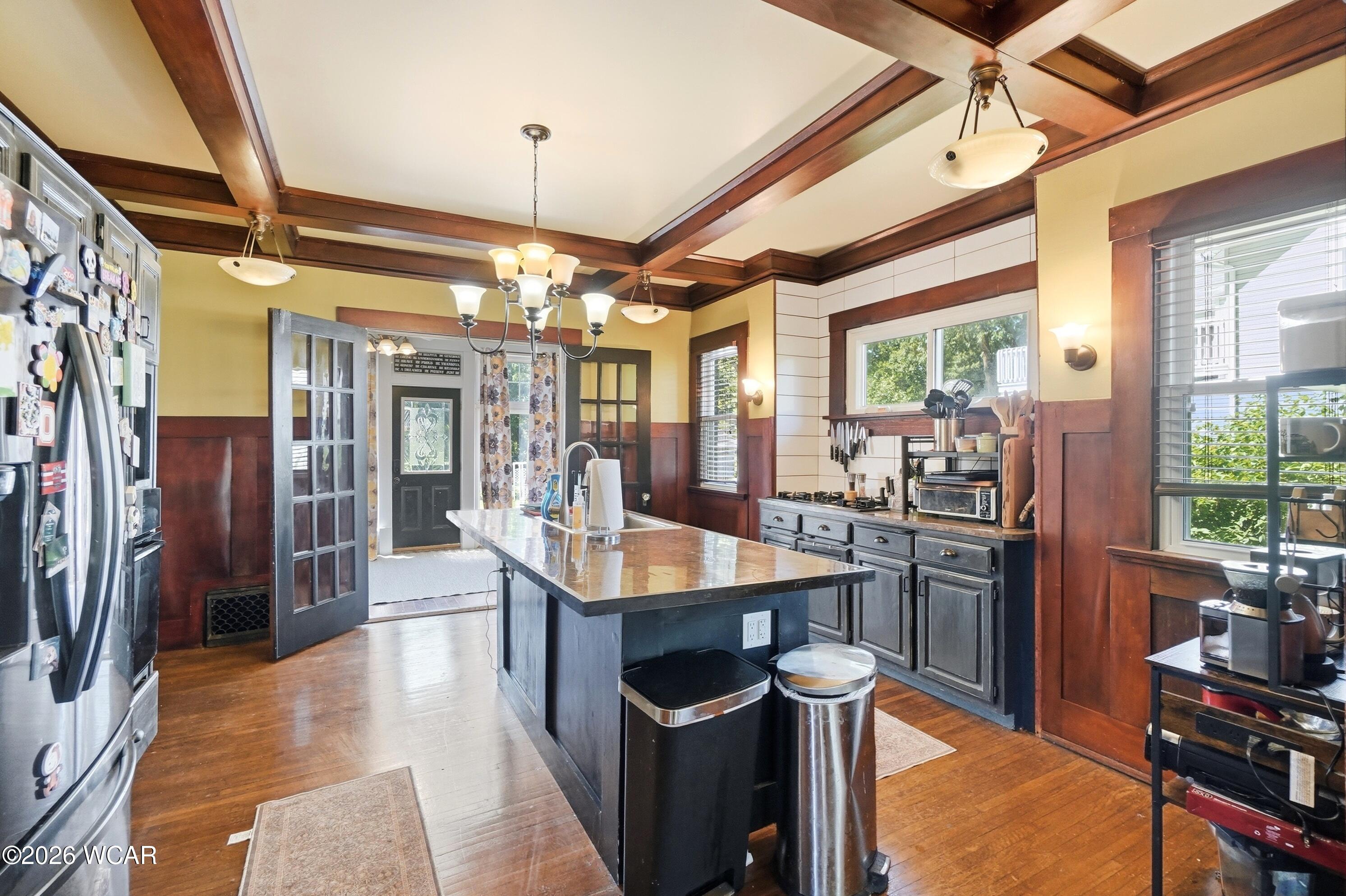 1327 Lakewood Avenue, Lima, Ohio