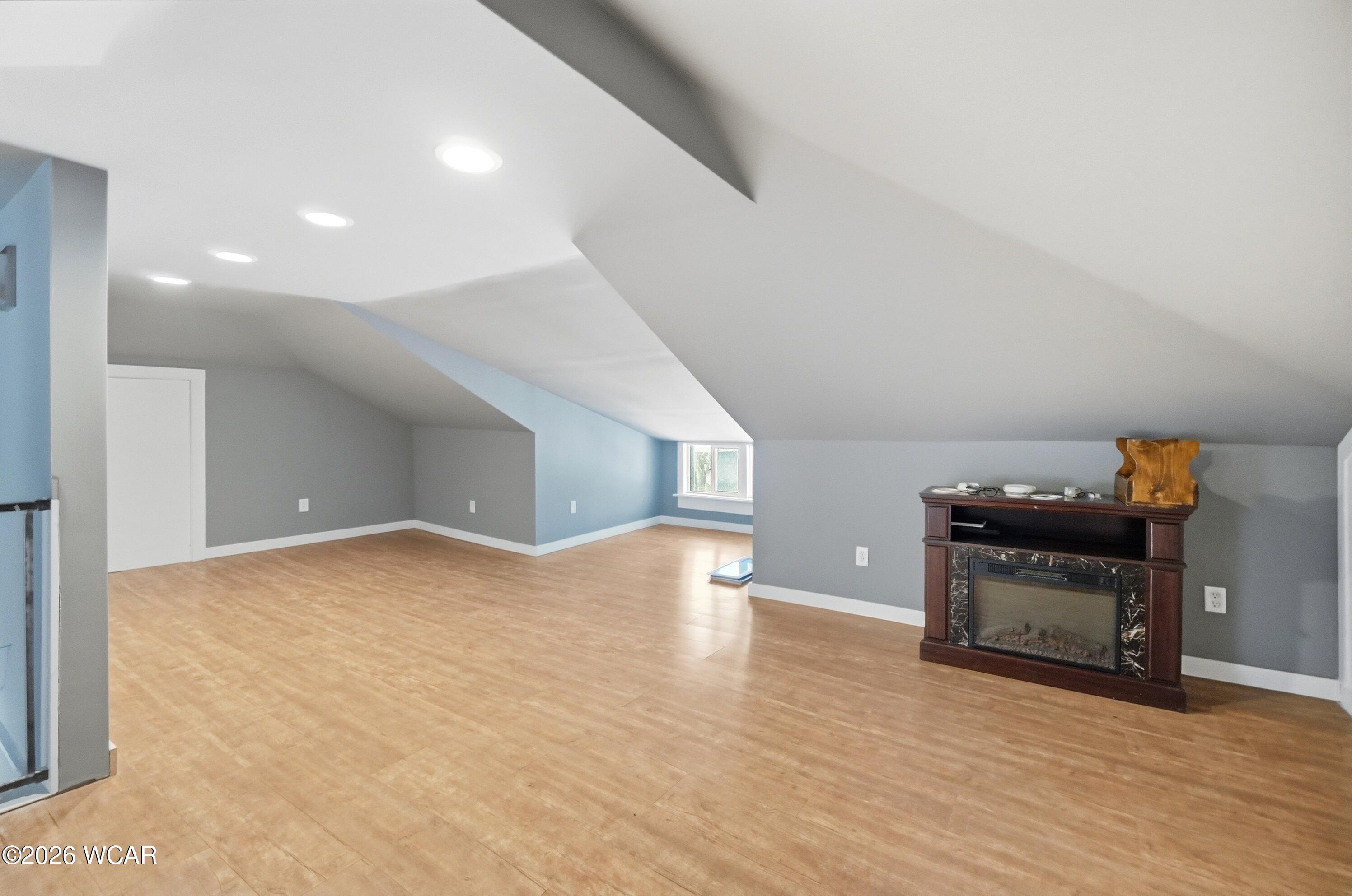 1327 Lakewood Avenue, Lima, Ohio