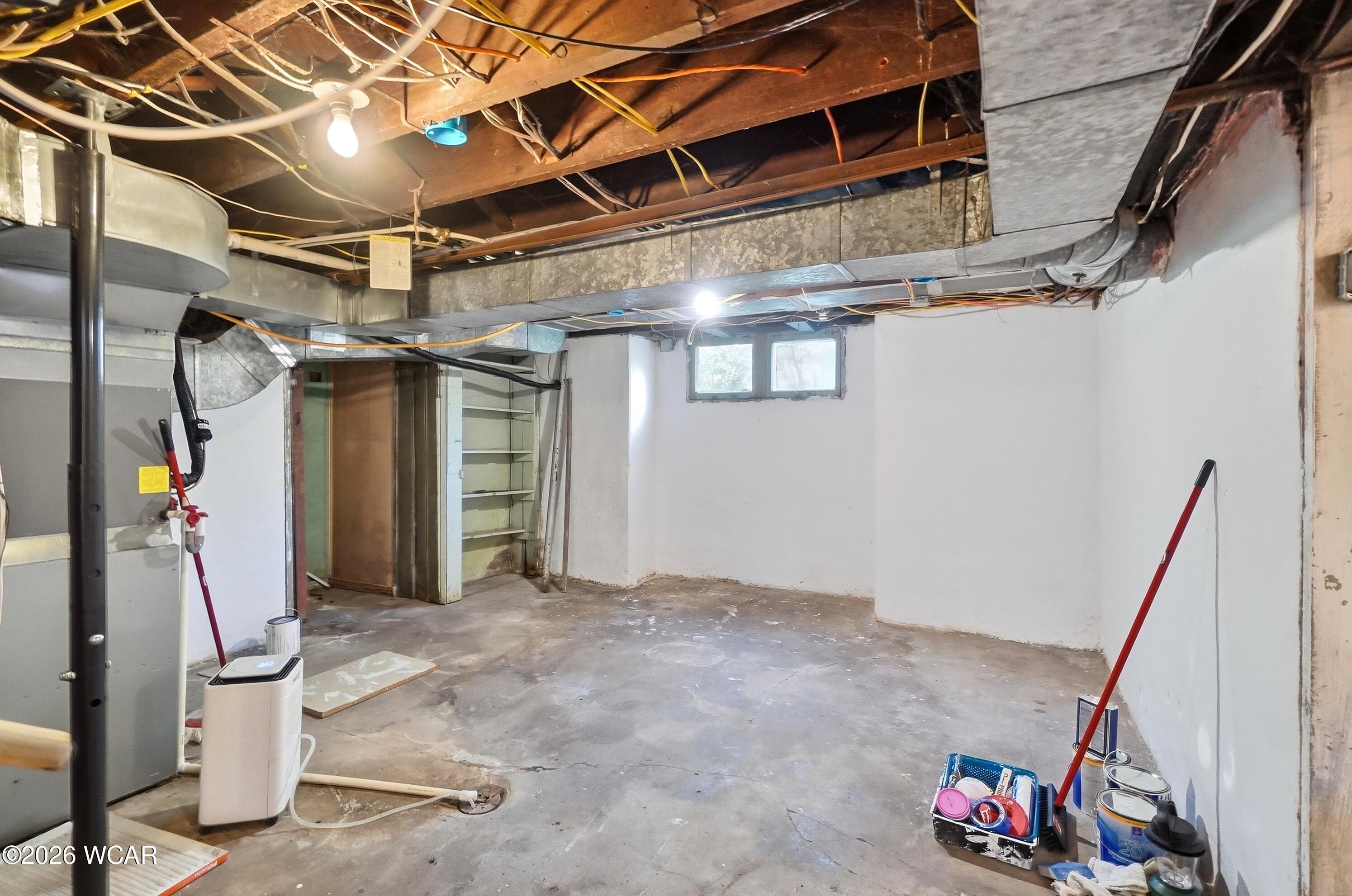 1327 Lakewood Avenue, Lima, Ohio