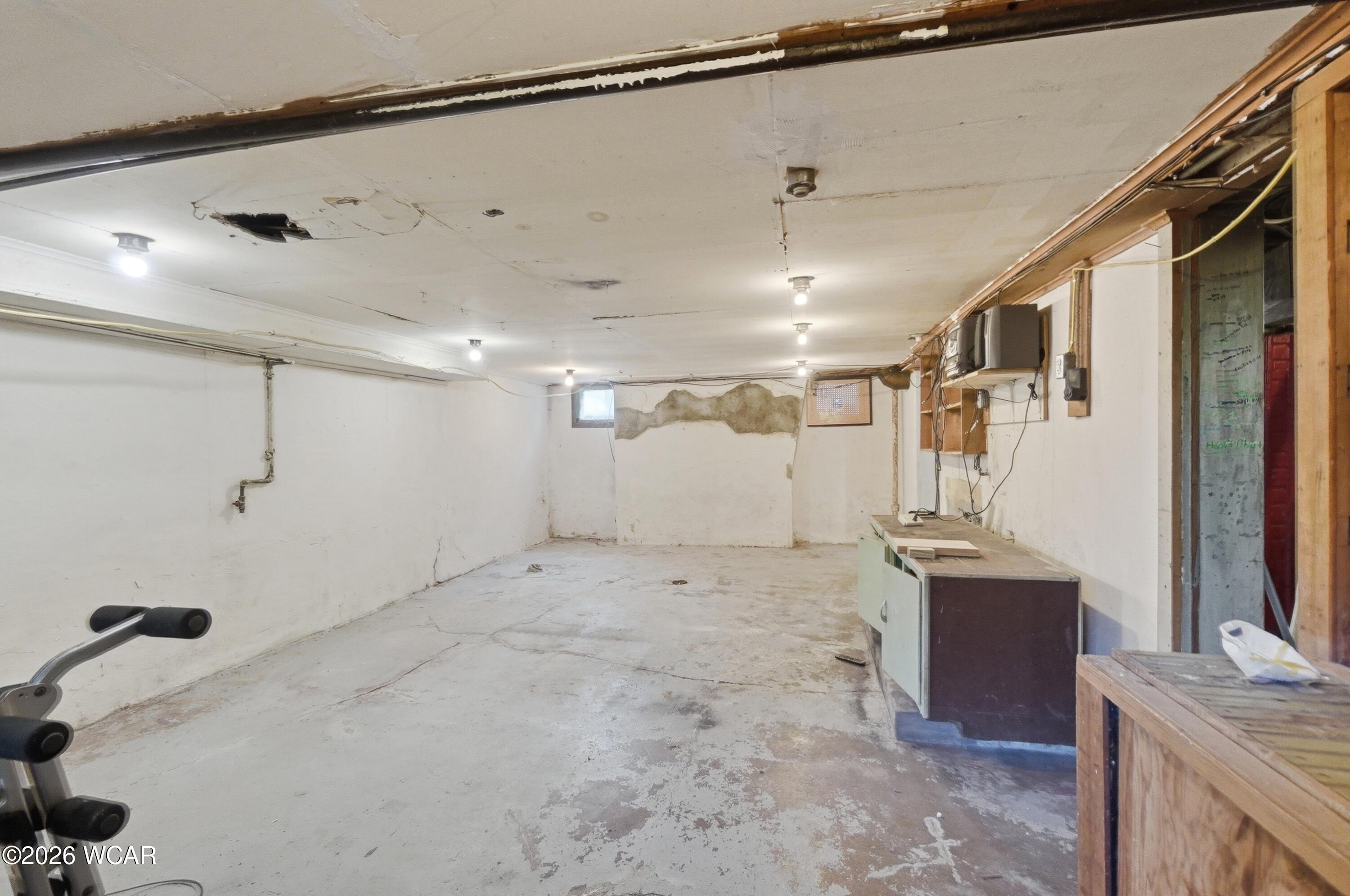 1327 Lakewood Avenue, Lima, Ohio