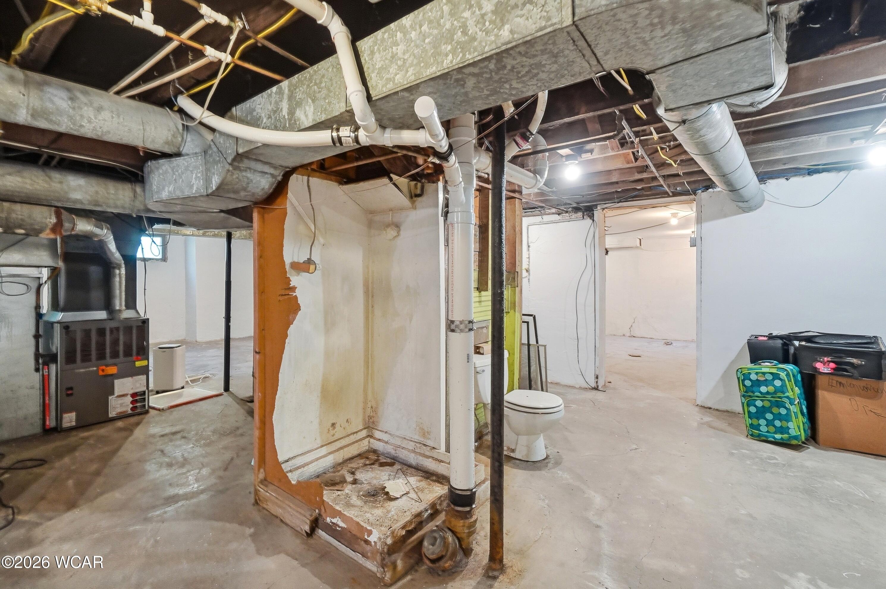 1327 Lakewood Avenue, Lima, Ohio