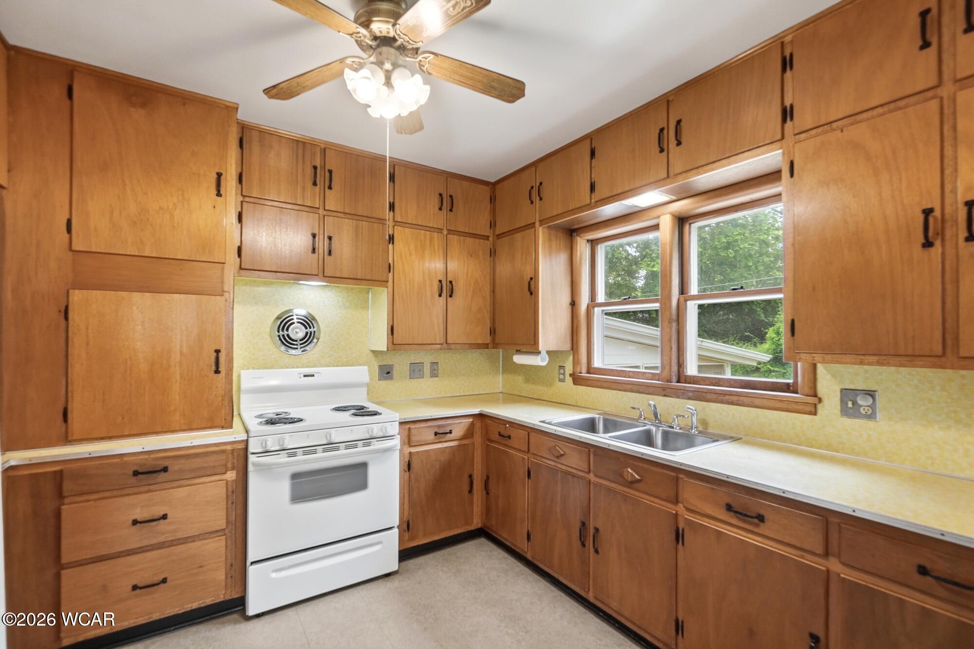 873 Berryman Boulevard, Lima, Ohio