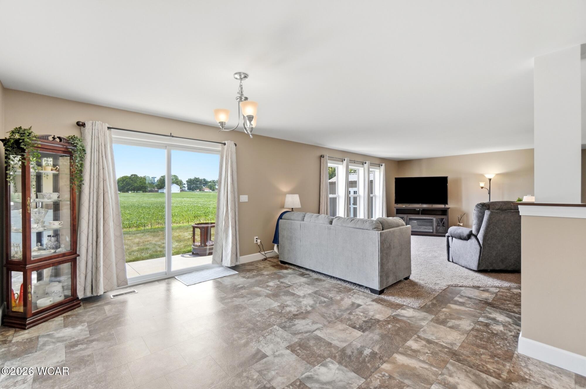 1706 Applejack Drive, Wapakoneta, Ohio