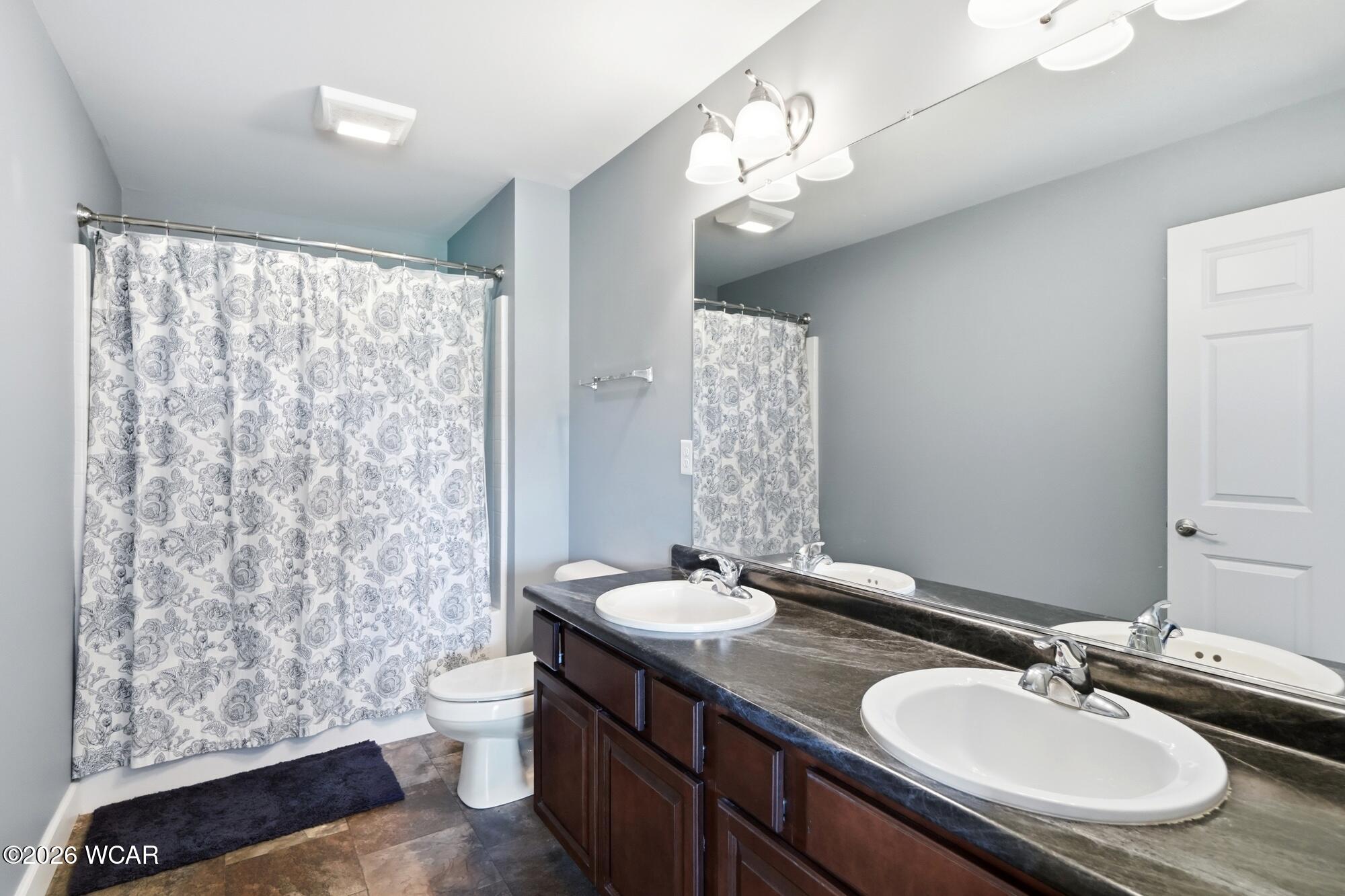 1706 Applejack Drive, Wapakoneta, Ohio