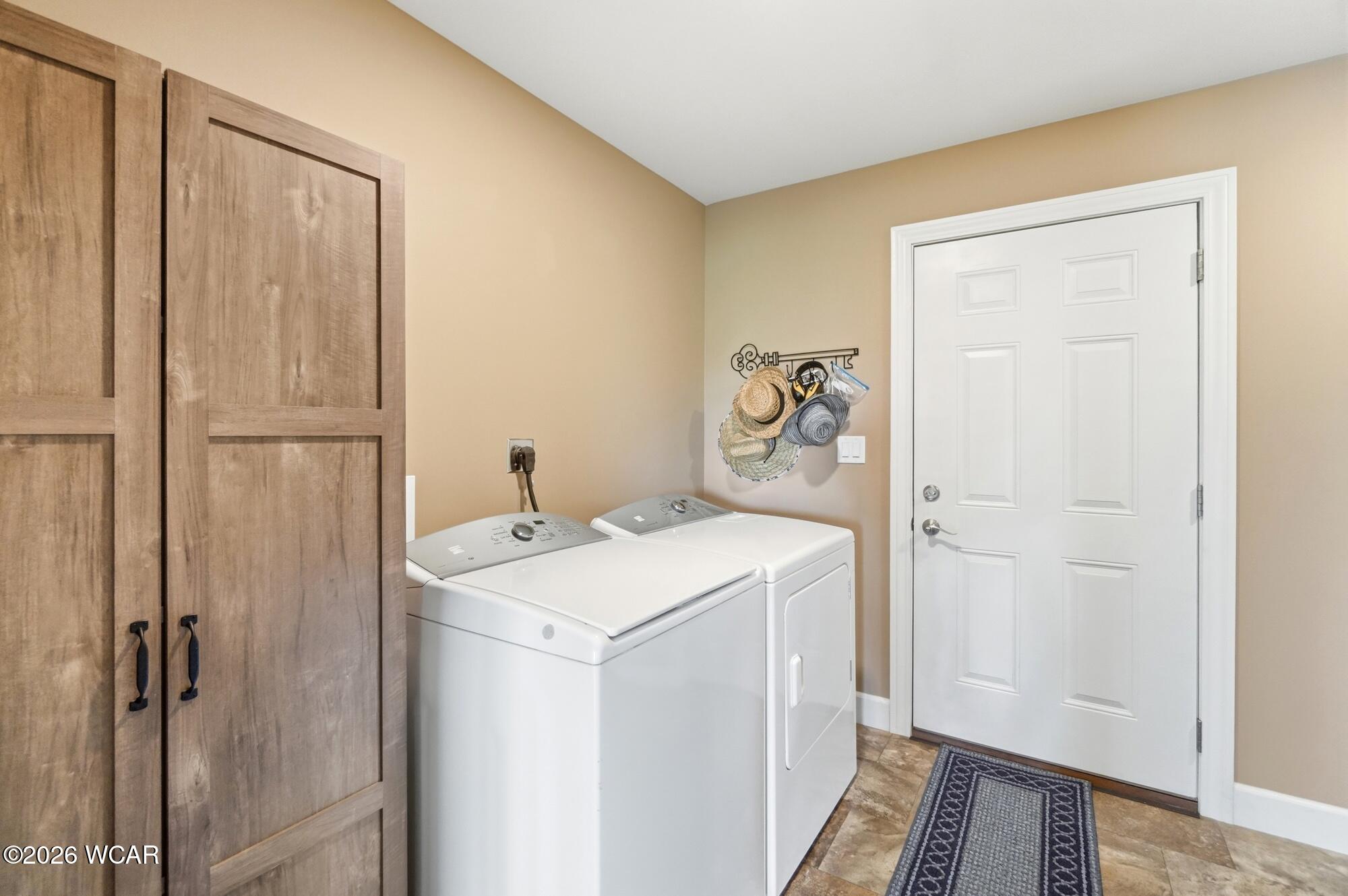 1706 Applejack Drive, Wapakoneta, Ohio