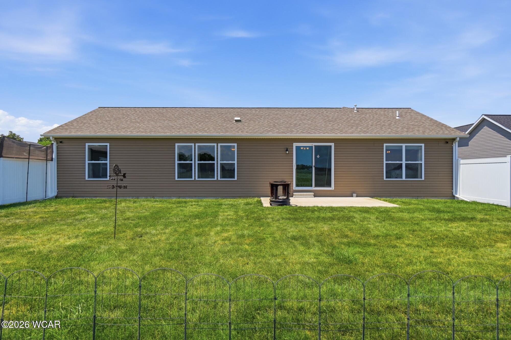1706 Applejack Drive, Wapakoneta, Ohio