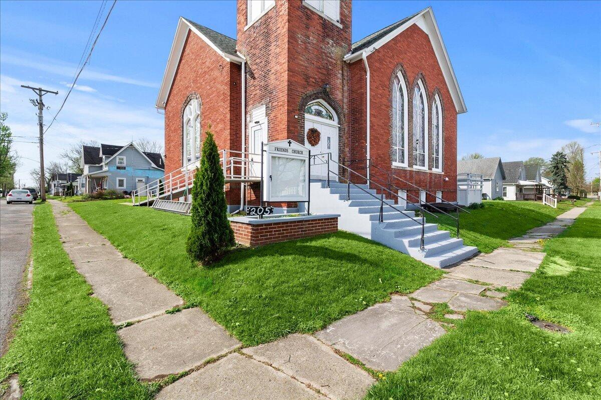 205 Center, West Mansfield, Ohio 43358