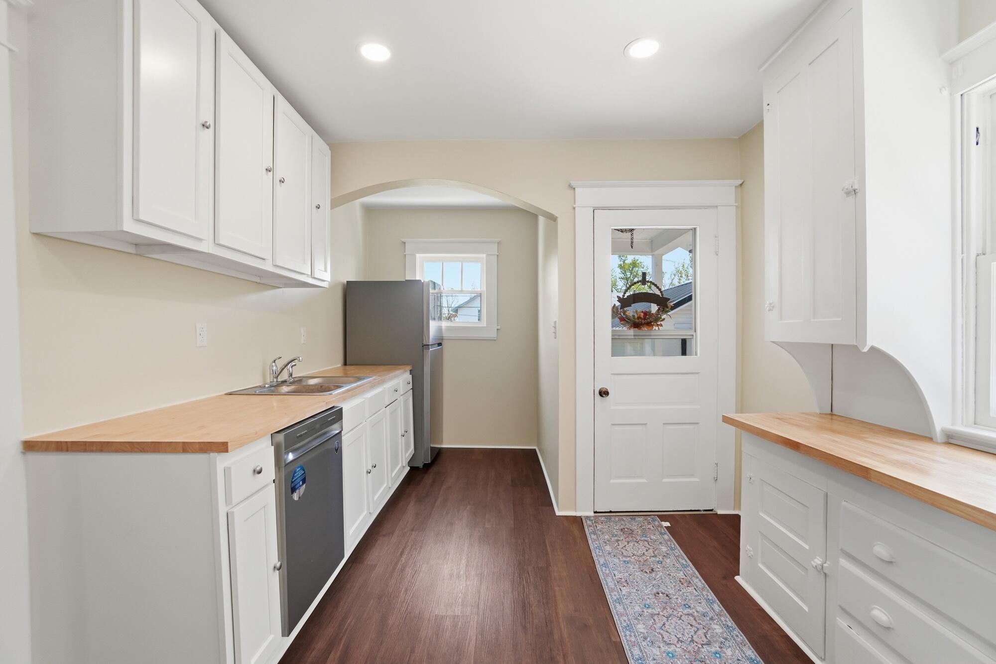 1224 Glenmore, Springfield, Ohio 45503