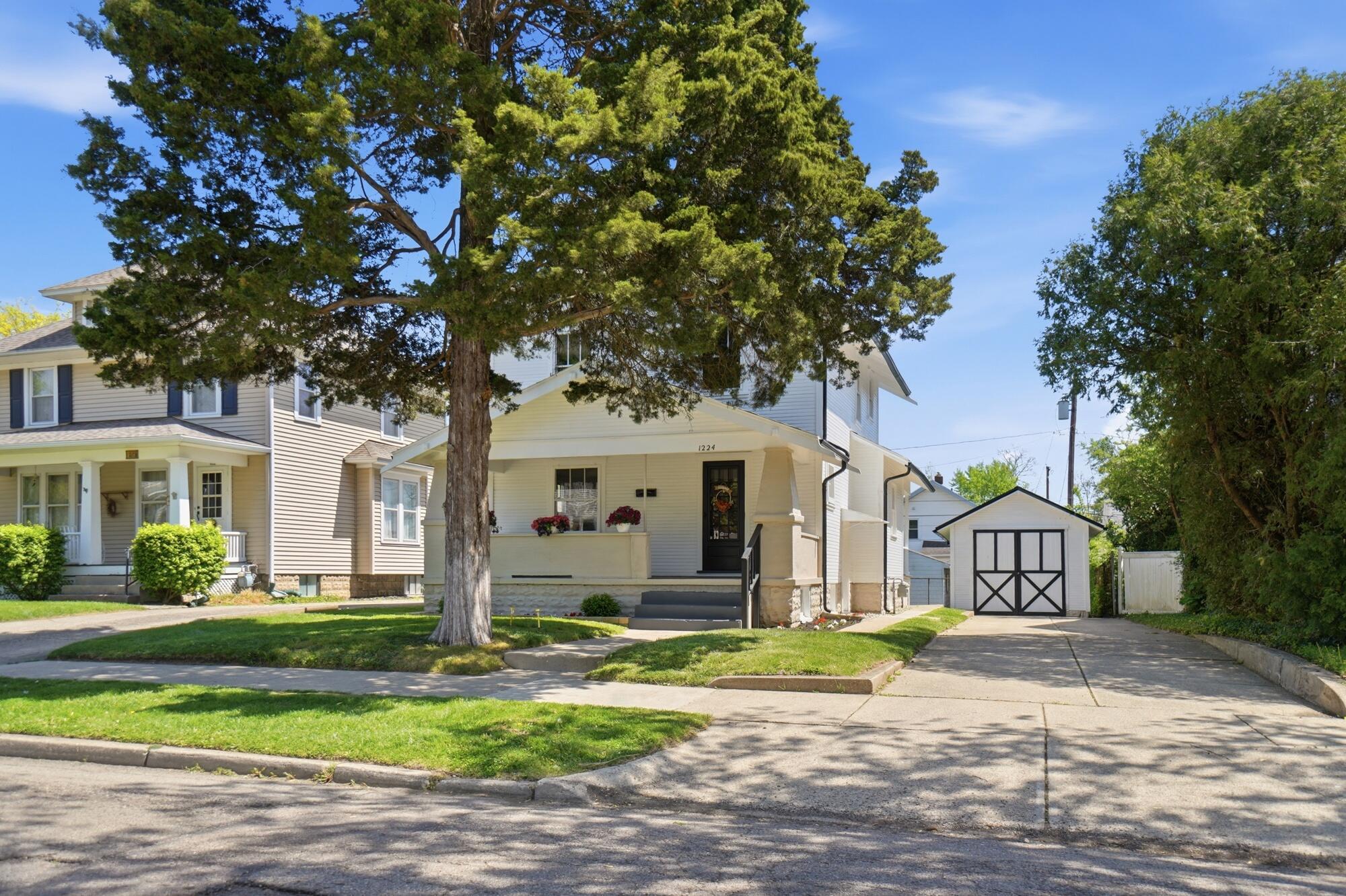 1224 Glenmore, Springfield, Ohio 45503