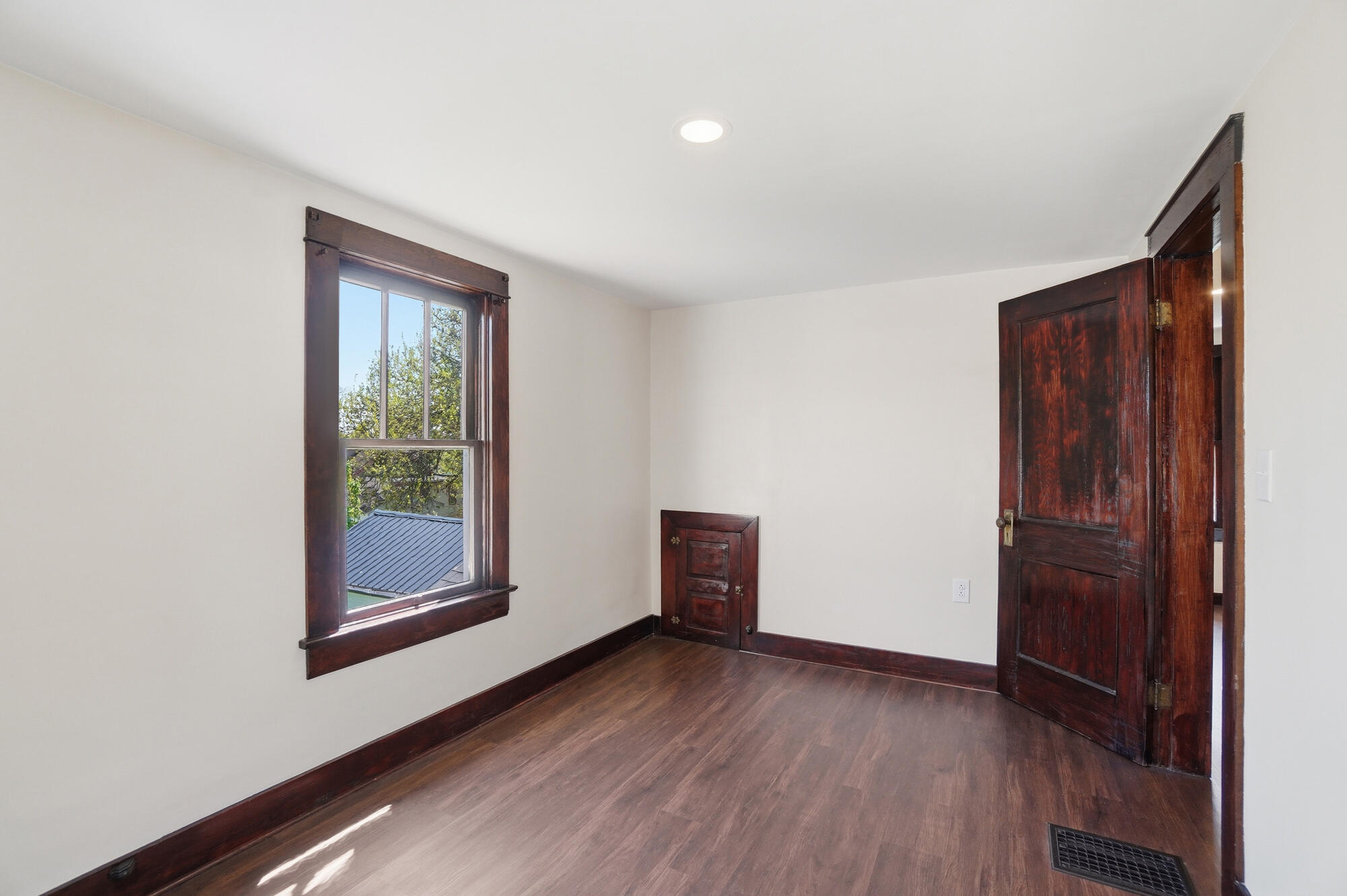 1224 Glenmore, Springfield, Ohio 45503