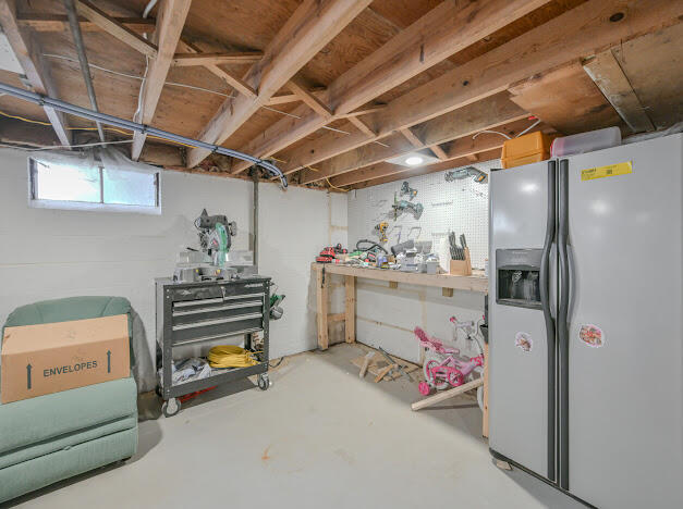 2606 Cavins, Springfield, Ohio 45503