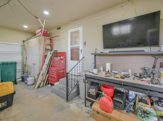 2606 Cavins, Springfield, Ohio 45503