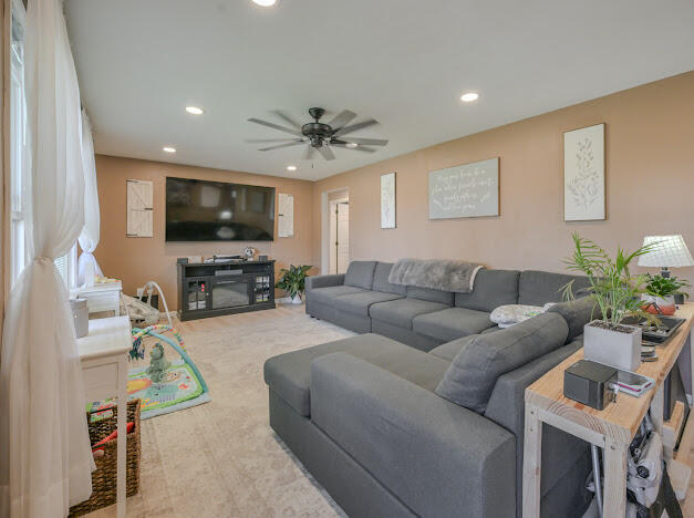 2606 Cavins, Springfield, Ohio 45503