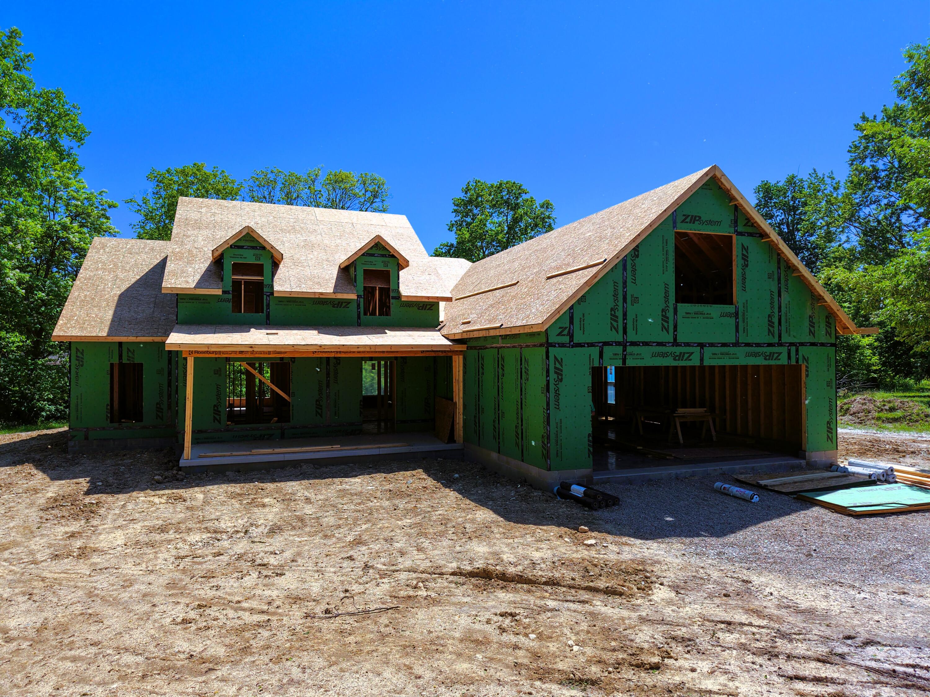 2094 St Rt 718, Troy, Ohio 45373