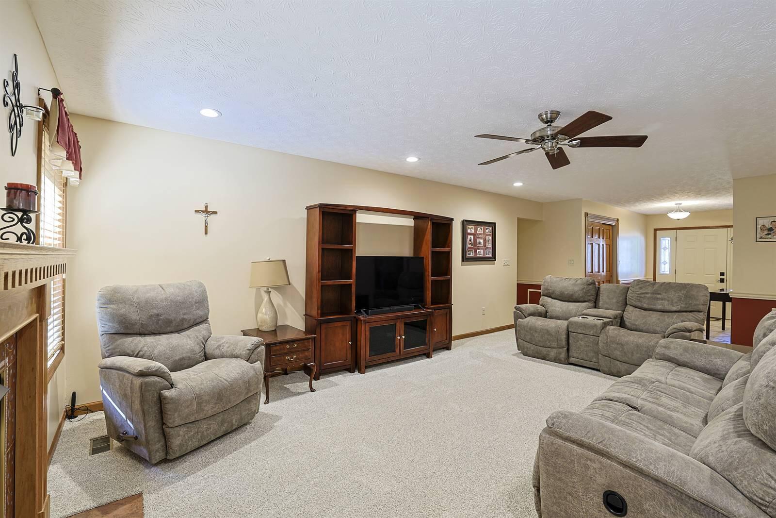 304 Chinkapin, Clayton, Ohio 45315