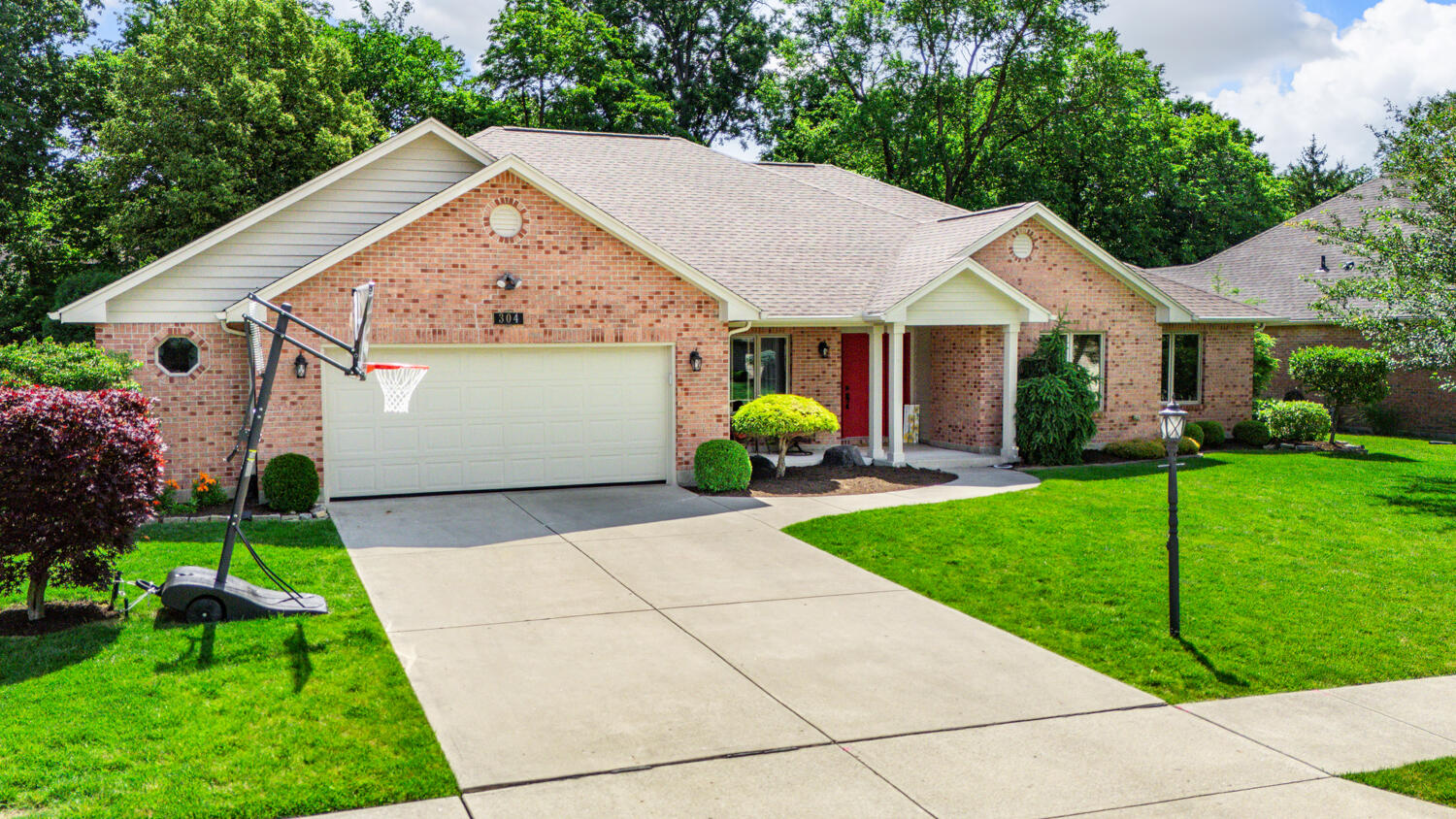 304 Chinkapin, Clayton, Ohio 45315