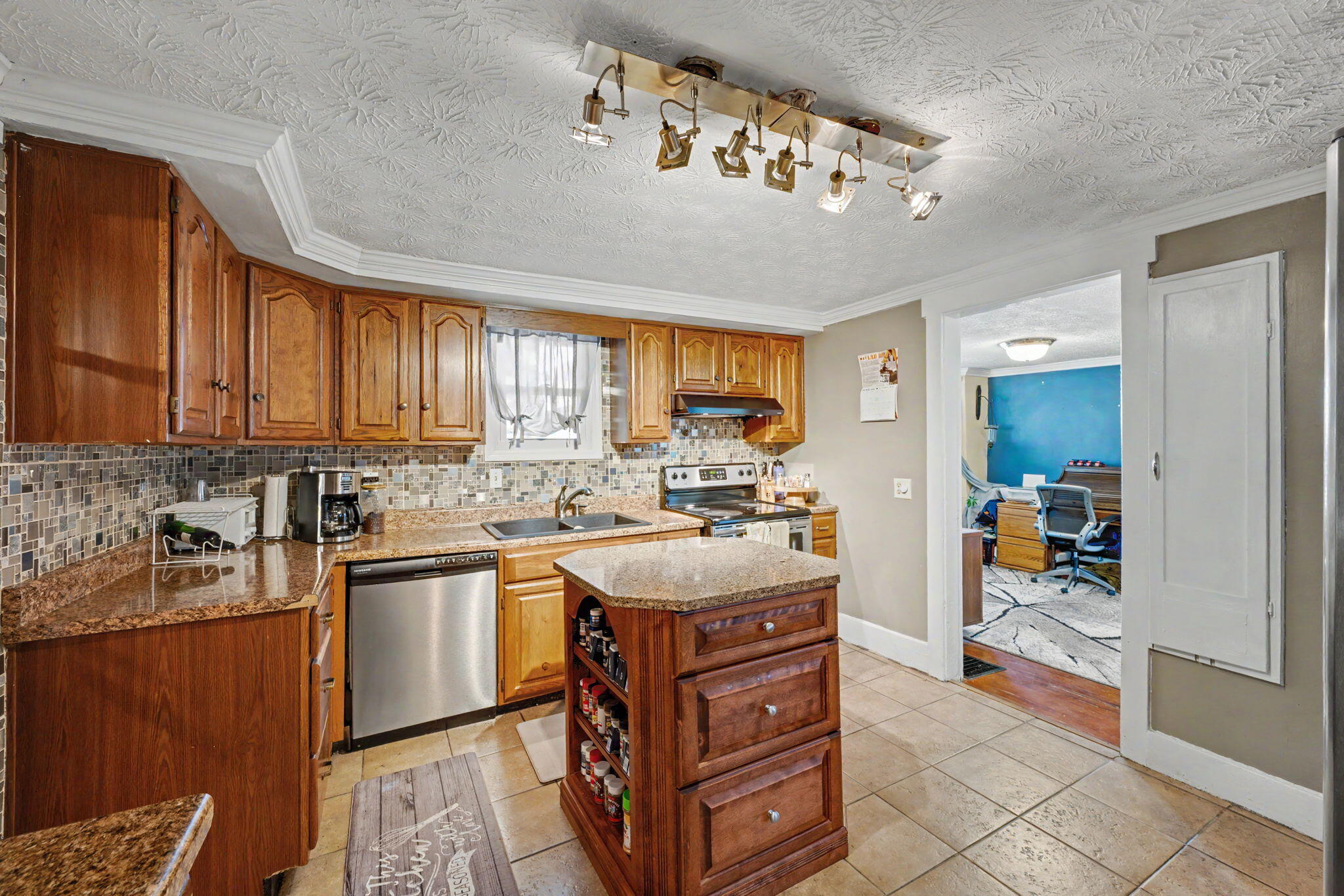 413 1st, Tipp City, Ohio 45371